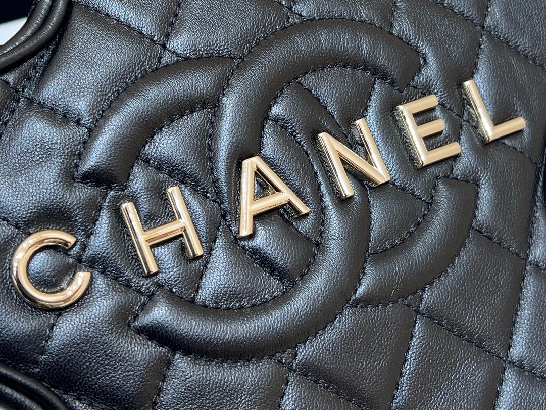 Chanel 24c Early Spring Resort Series Limited Edition Star Bag AS4579