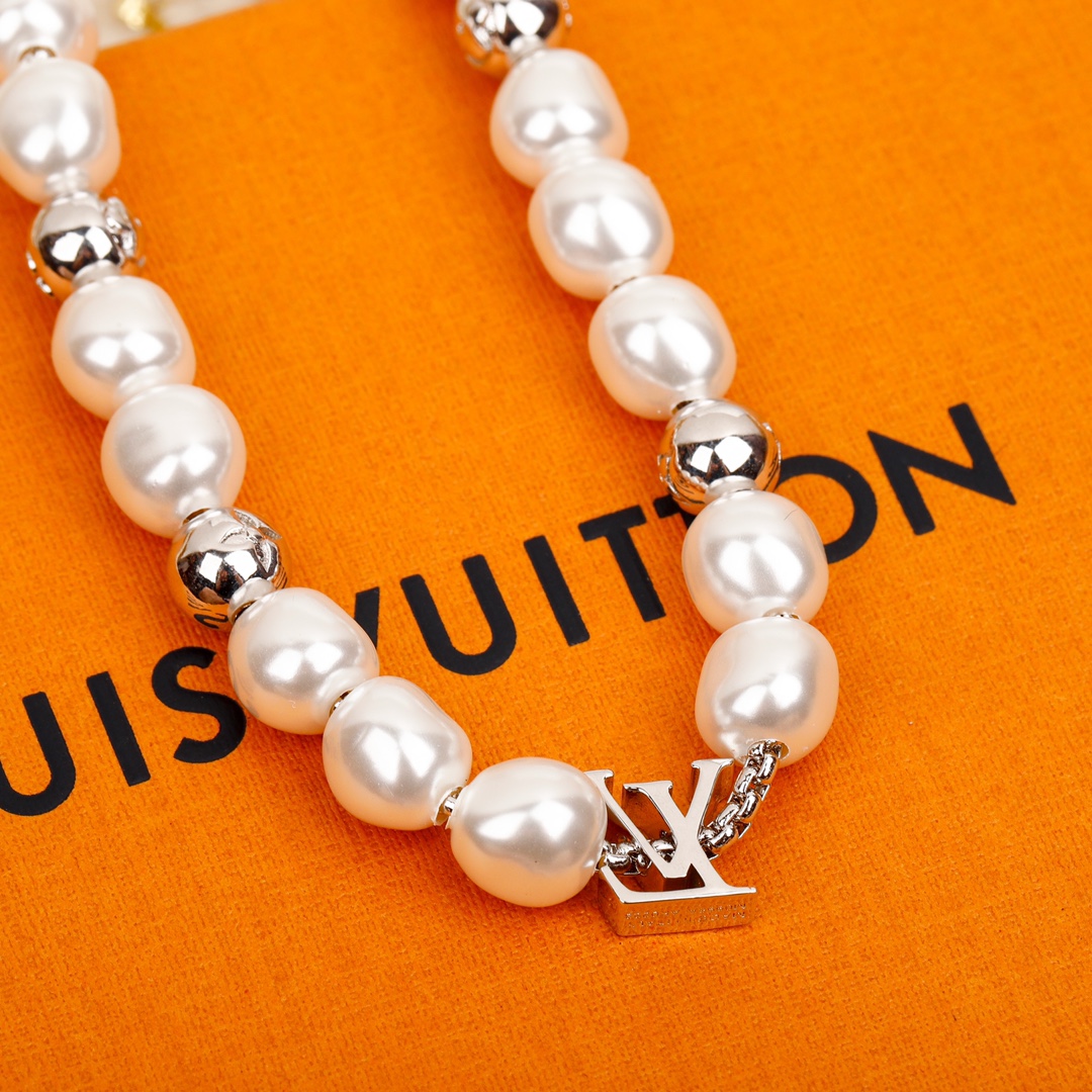 Louis Vuitton Pearl Necklace Bracelet