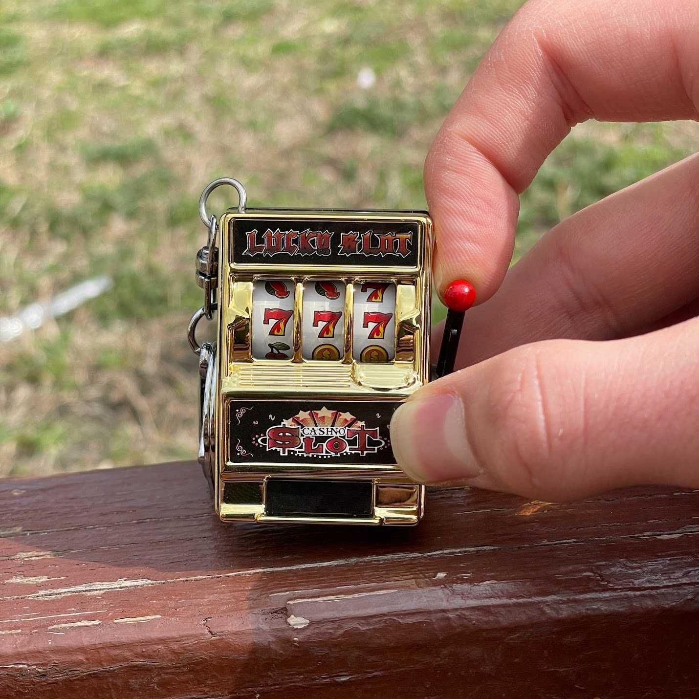 🔥ON SALE🔥Las Vegas Cute Souvenirs - Slots Keychain