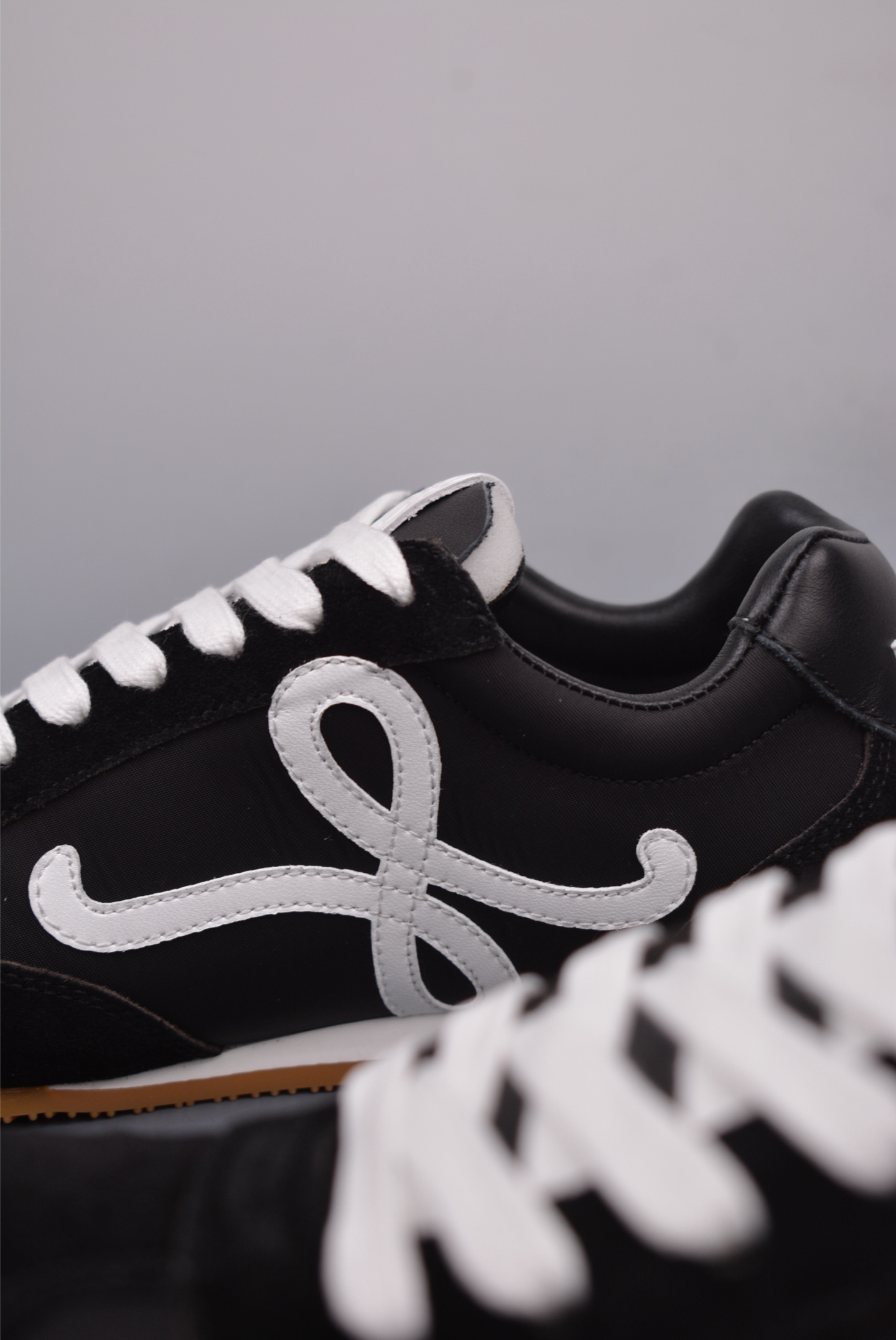 Loewe Ballet Runner 2.0 Sneakers Black and White M816282XB3-1102