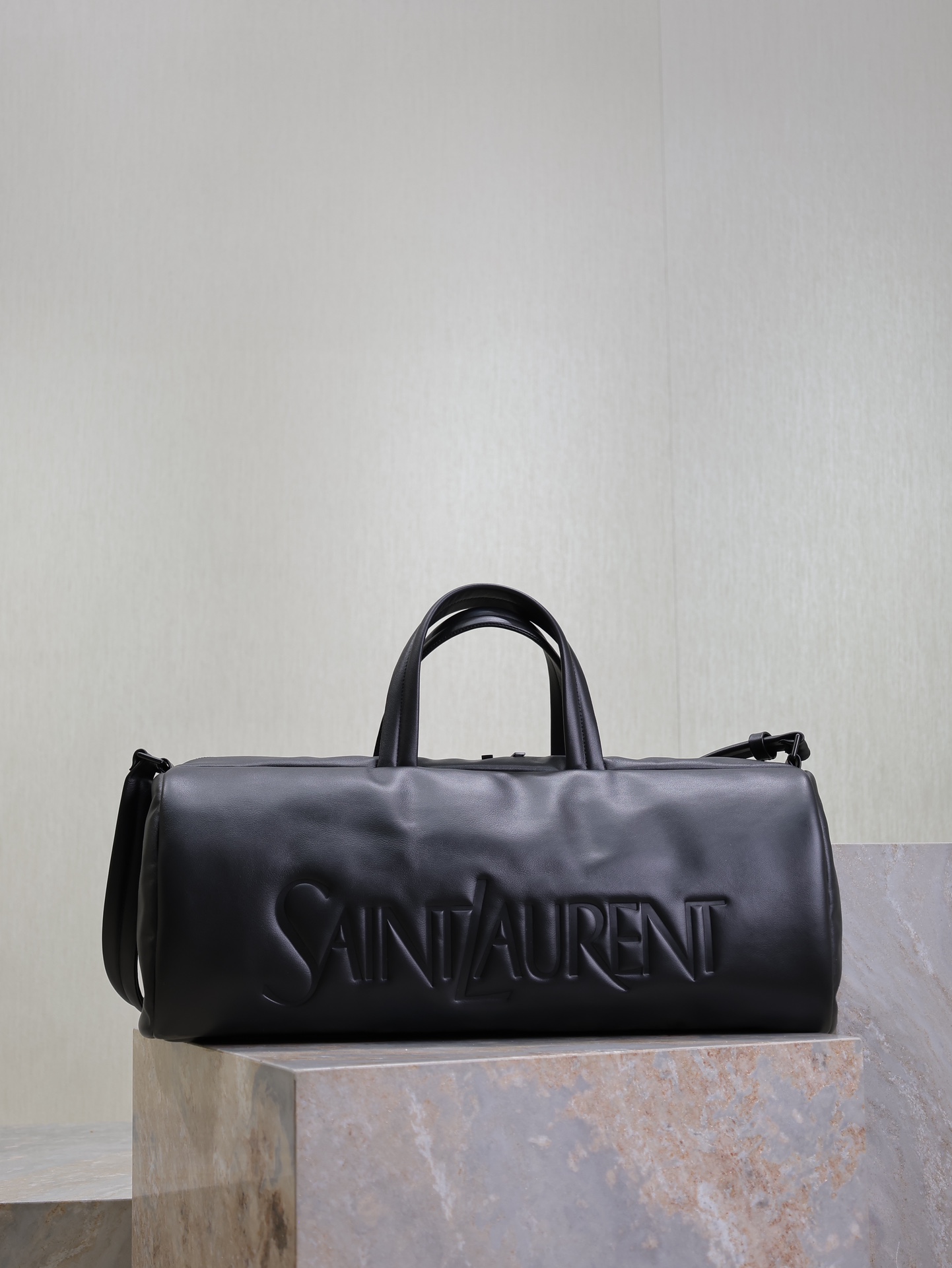 Yves Saint Laurent Travel Bag 797640