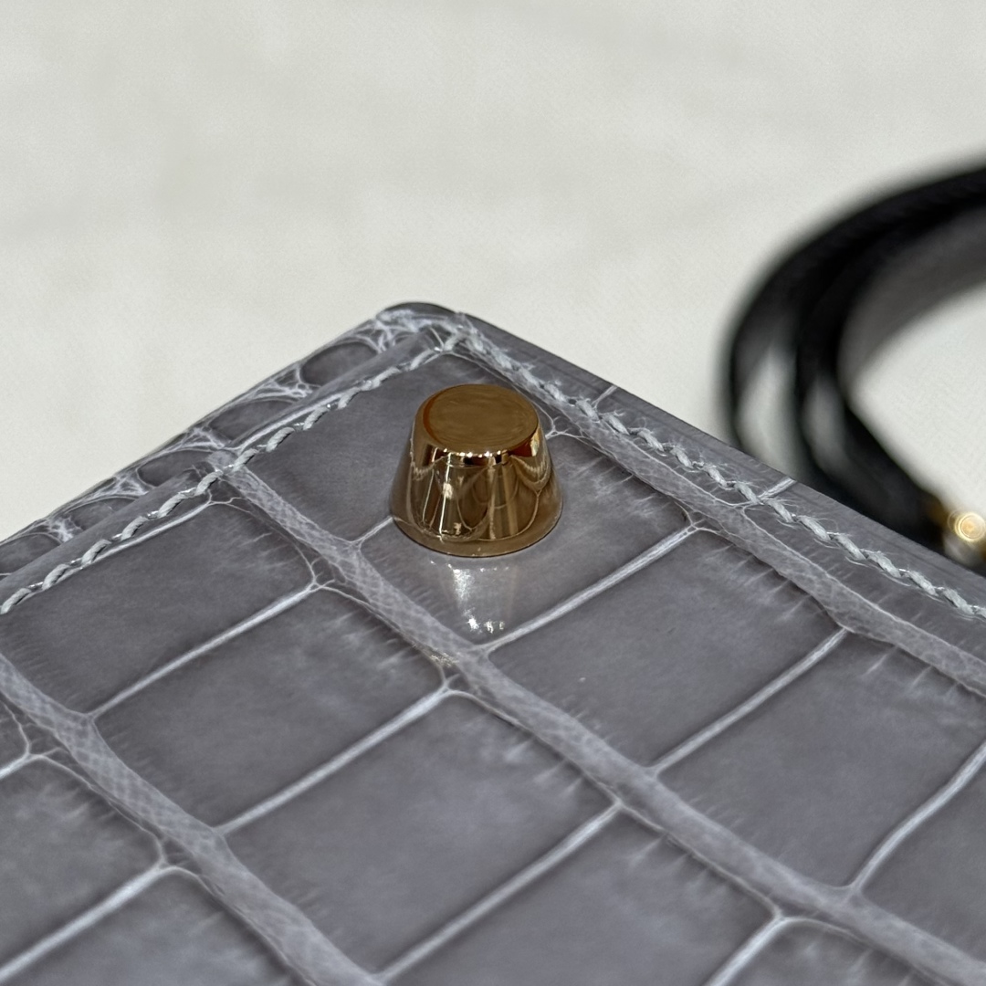 Hermès Kelly 0VGris Ciment (Handmade to order)