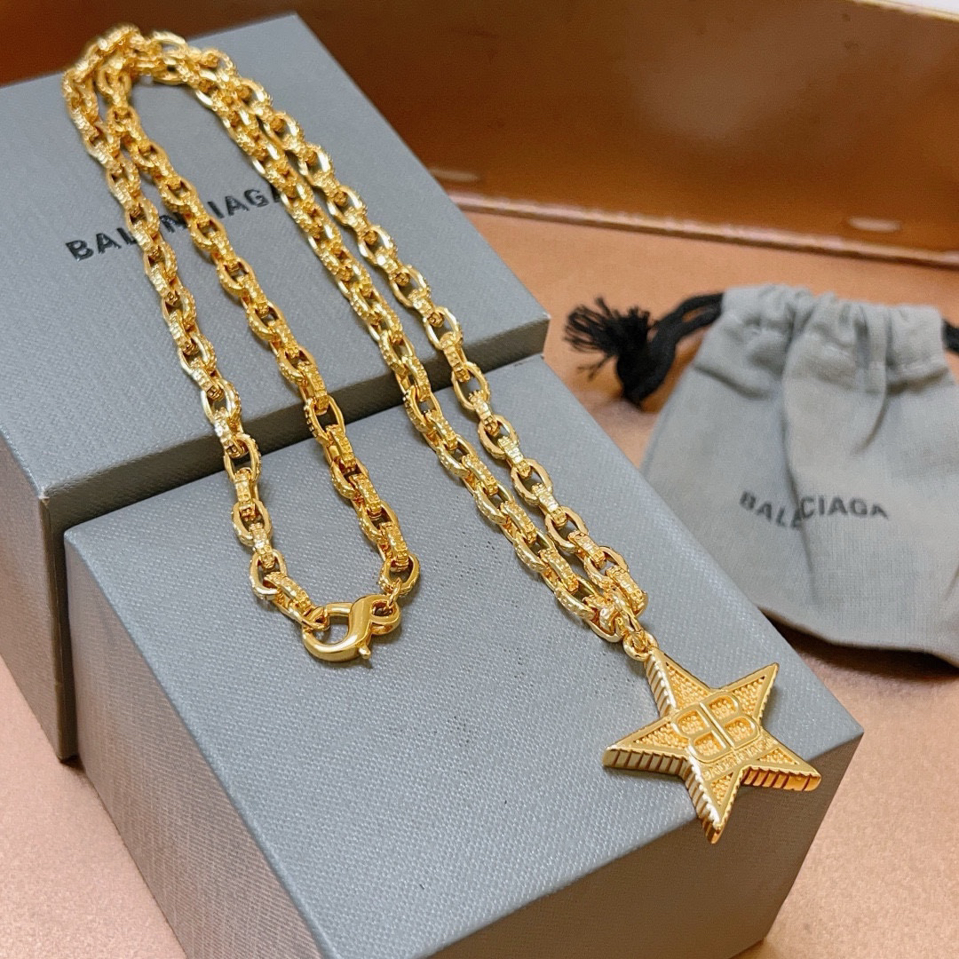 Balenciaga Gold Five-pointed Star Chain Necklace