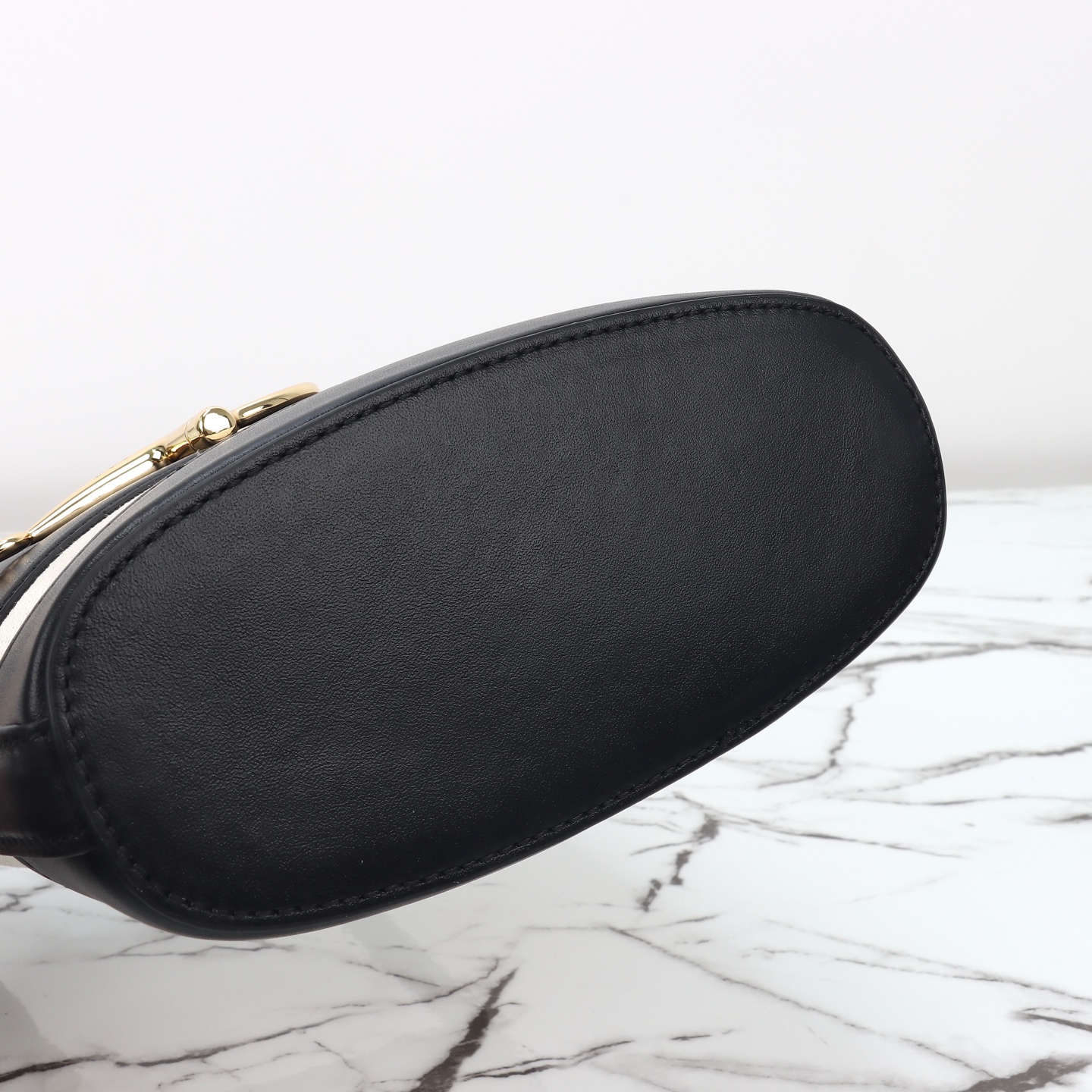 Gucci 73 Small Bucket Bag 833665 AAEUI 8457