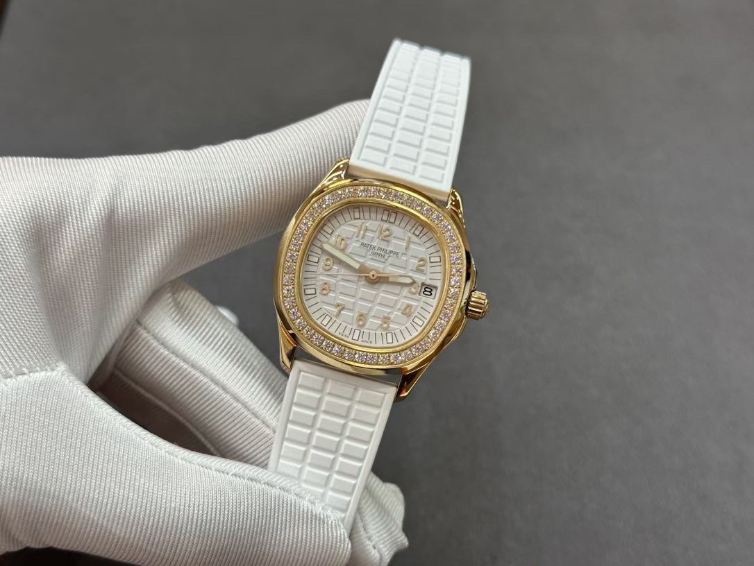 Patek Philippe Factory New AQUANAUT Series