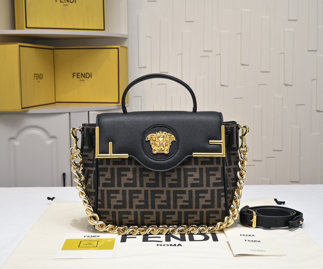 FENDI By co-branded La Medusa handbag 2183