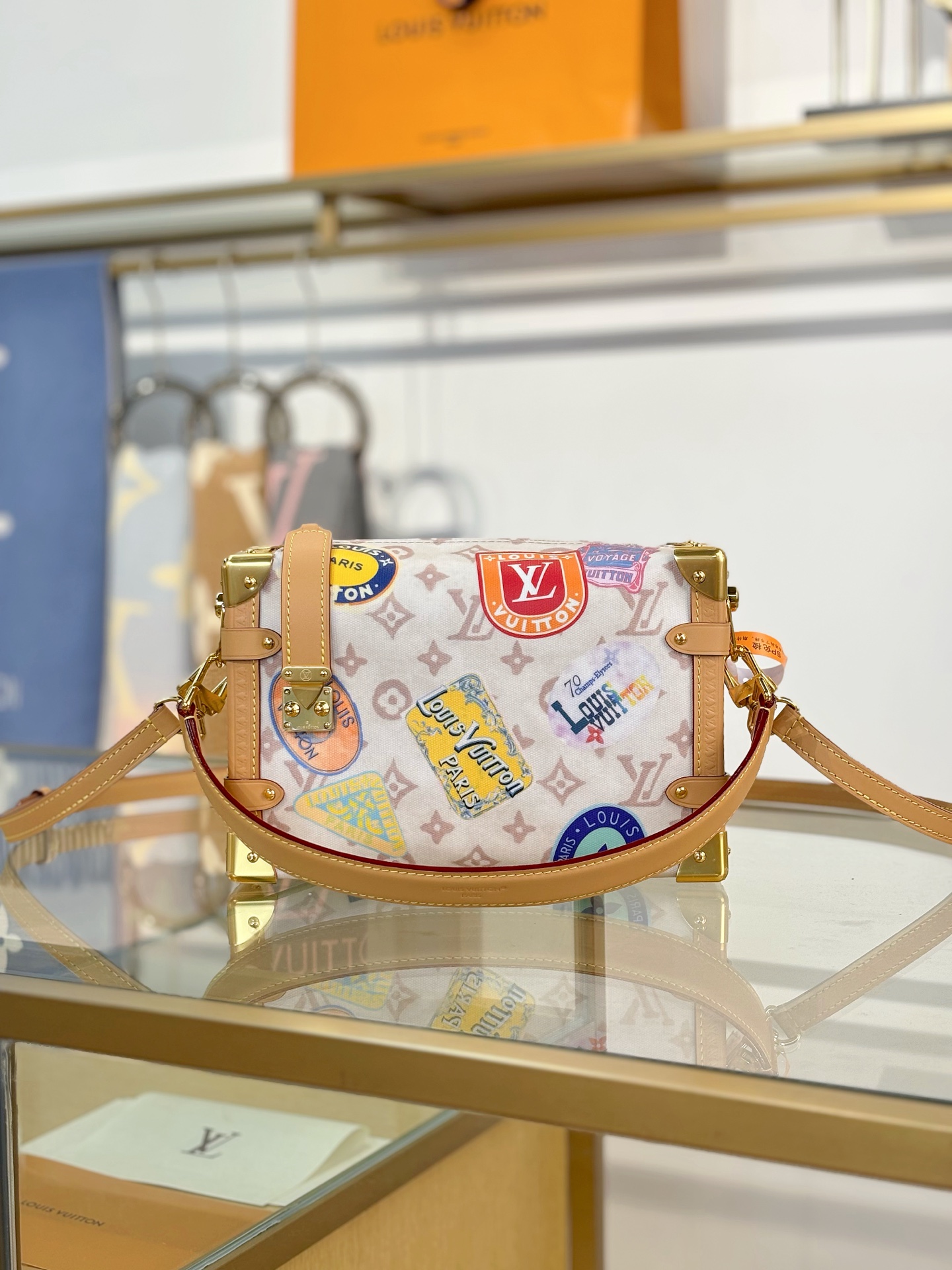 Louis Vuitton SIDE TRUNK Medium Handbag M14606