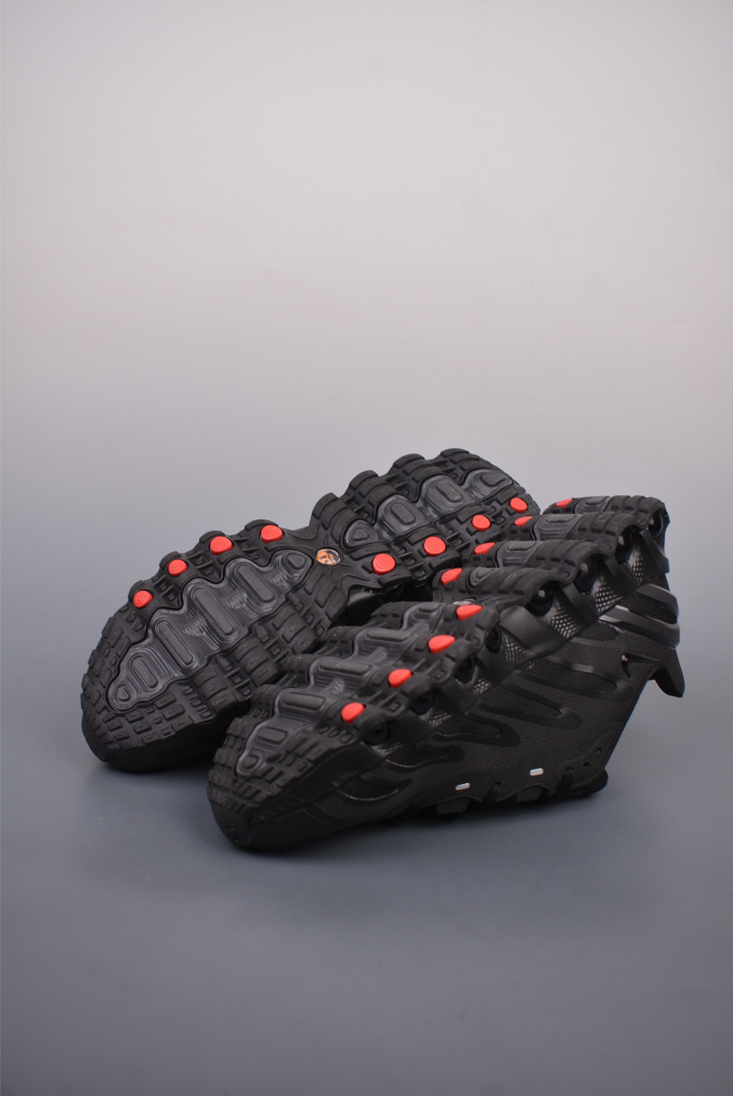 Nike Air Max DN8 Triple Black FQ7860-008