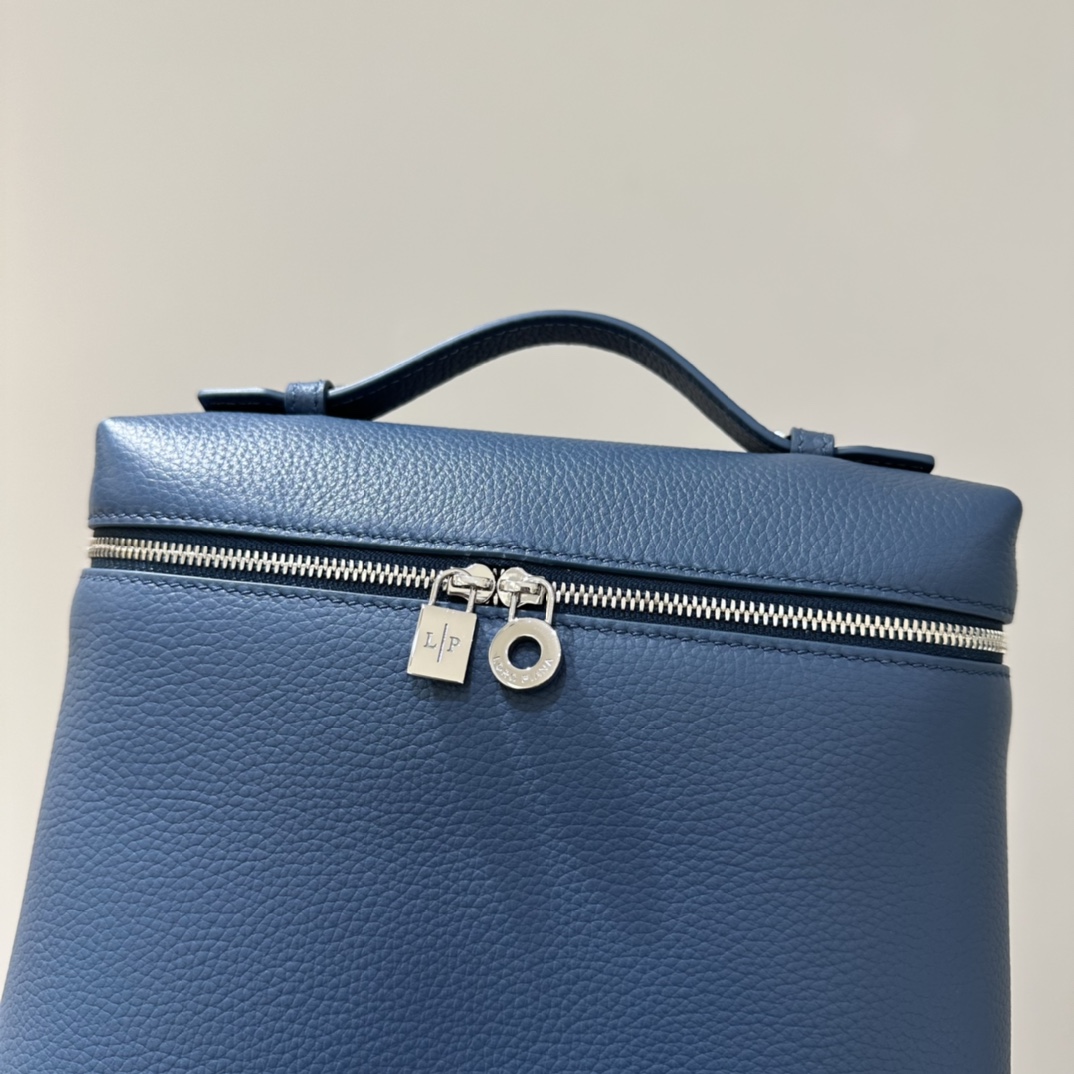 Loro Piana Extra pocket L23.5 backpack