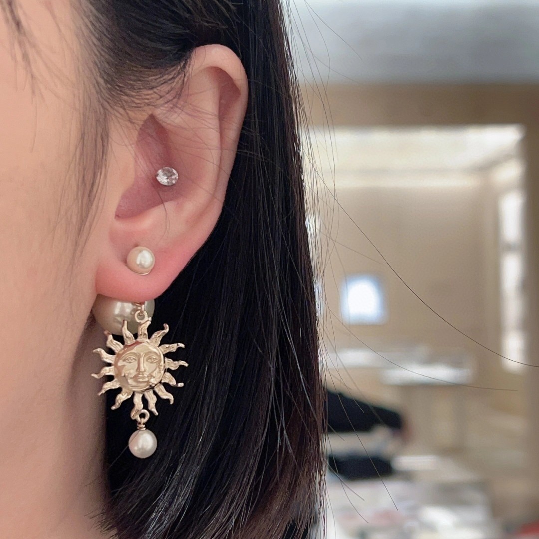 Dior Sun Totem Earrings