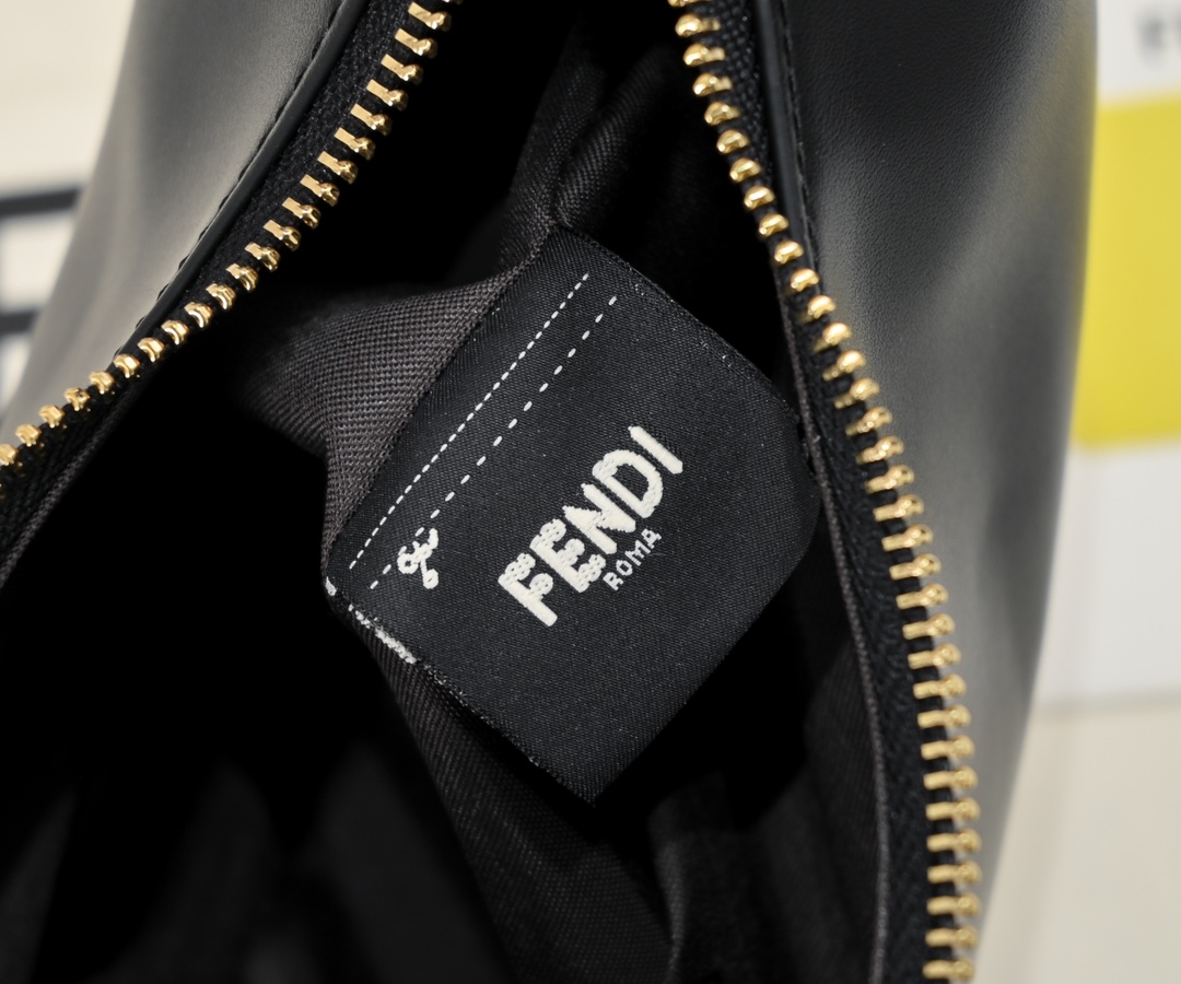 FENDI gray underarm large bag 2196