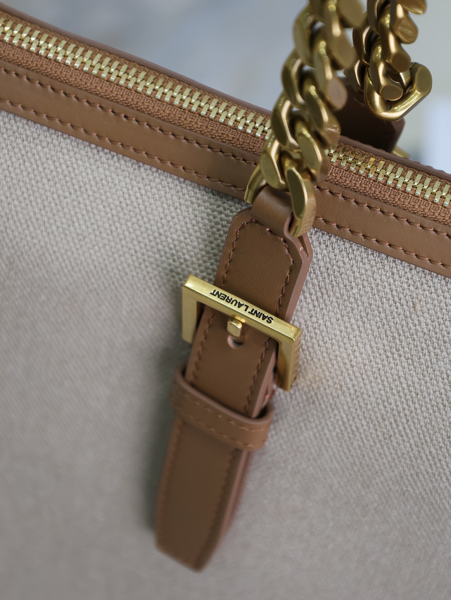 Yves Saint Laurent Travel Bag 791304