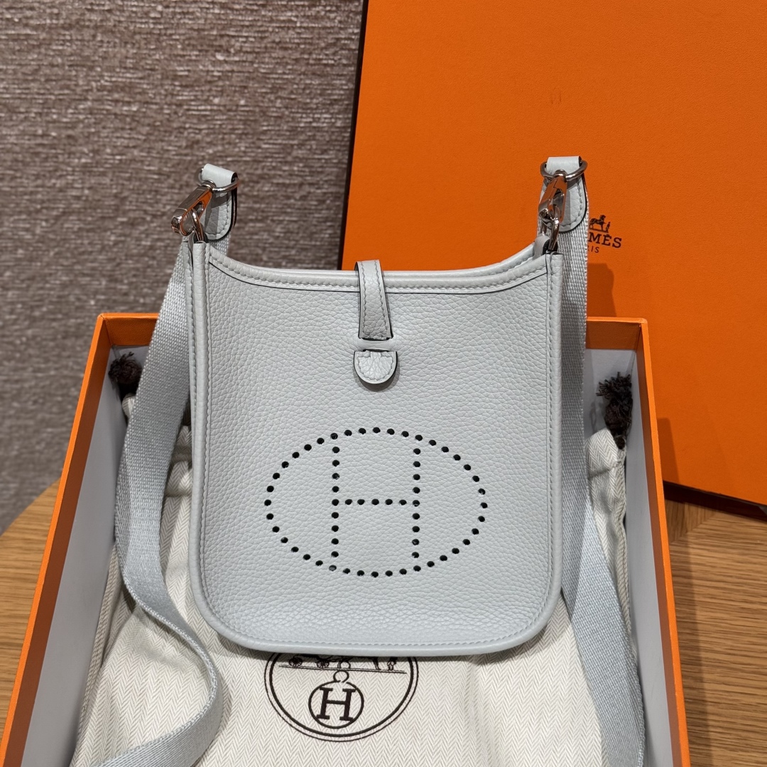 Hermes Evelyne 08Blue pale handbag (handmade to order)