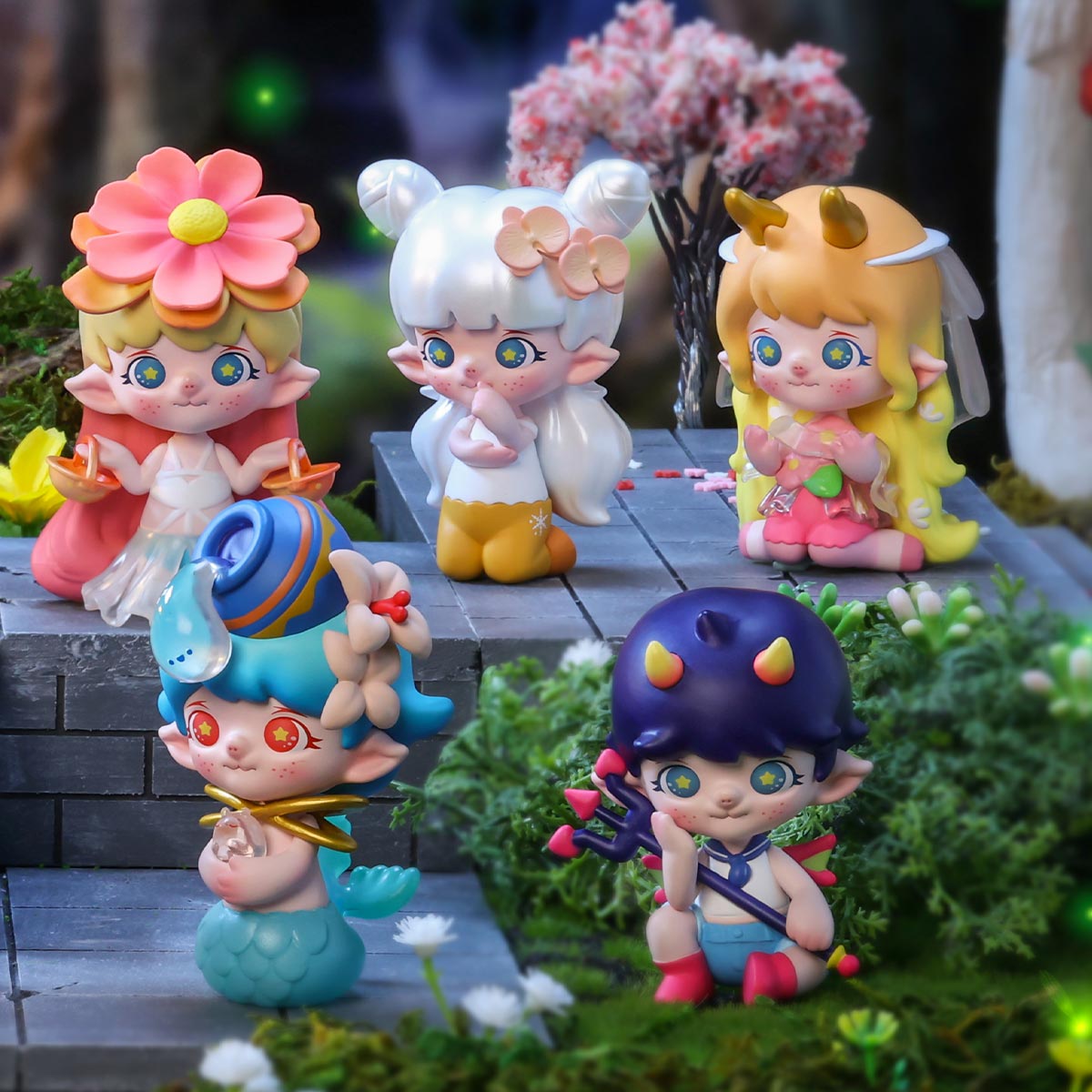 POP MART Zoe Flower Whispering Zodiac Series [1 Blind Box]