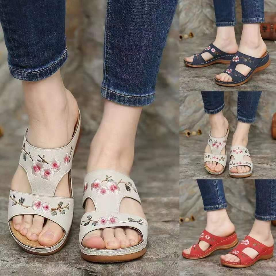 (🔥Last Day Promotion-SAVE 60% OFF)Flower Embroidered Vintage Casual Wedges Sandals-BUY 2 GET FREE SHIPPING!