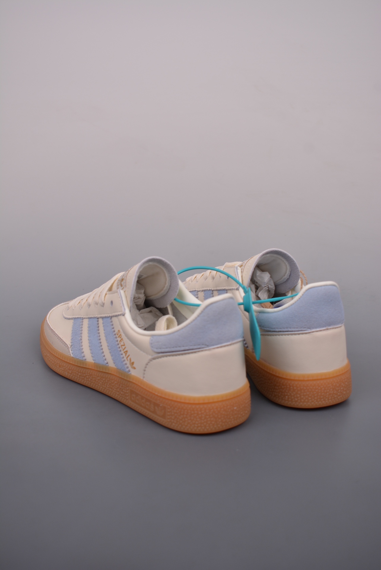 Adidas Handball Spezial light blue and white IE3710