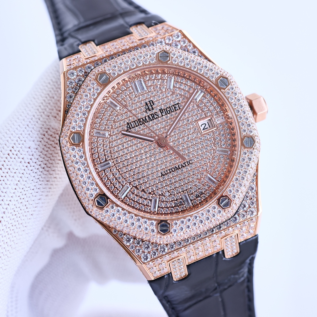 Audemars Piguet Royal Oak Series 15510OR.OO.D002CR.02