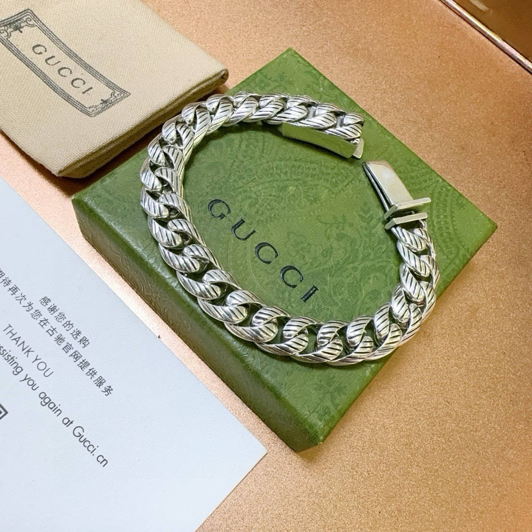 Gucci Flat Chain Vintage Bracelet