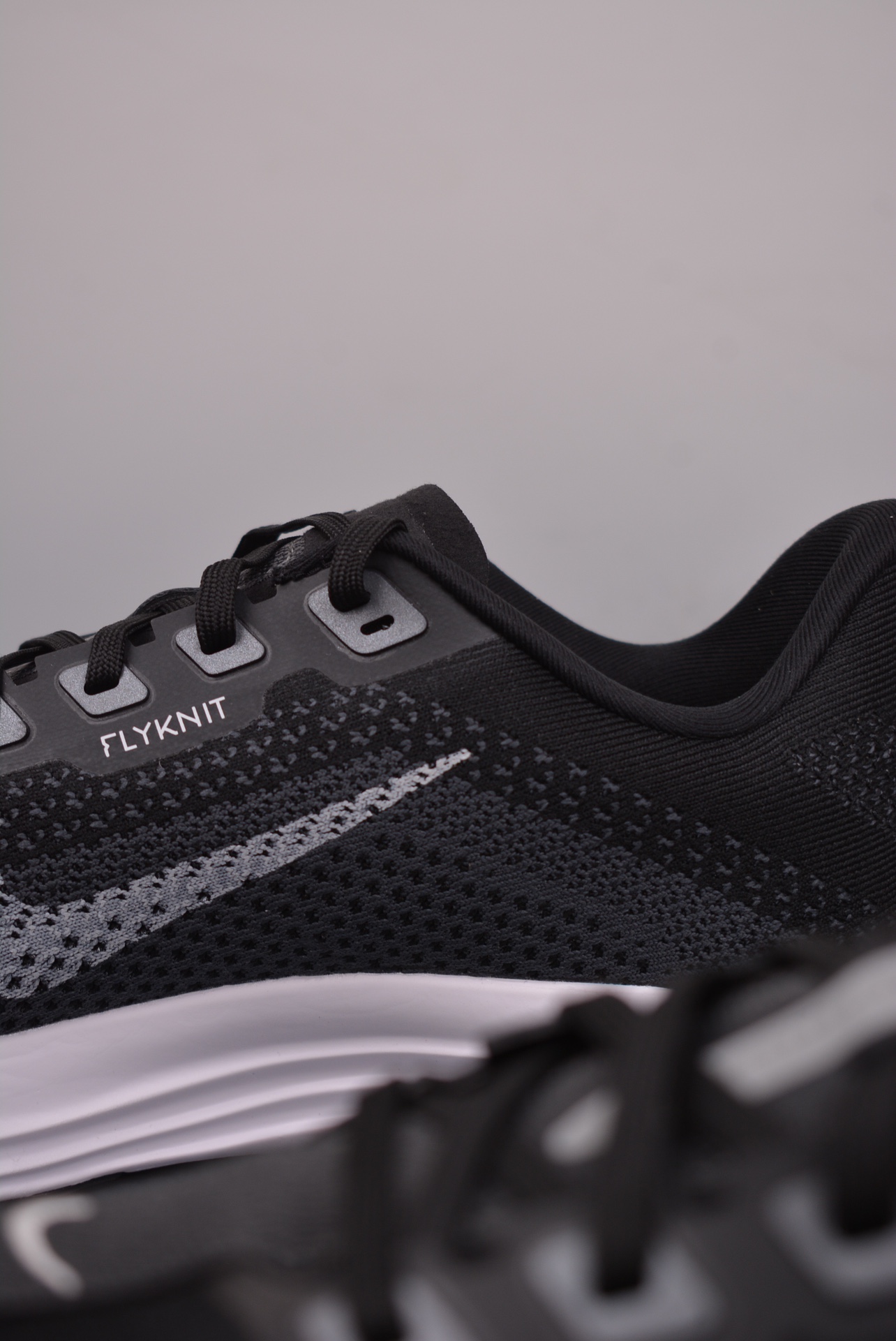 Nike Air Zoom Pegasus Plus Black White FQ7262-002