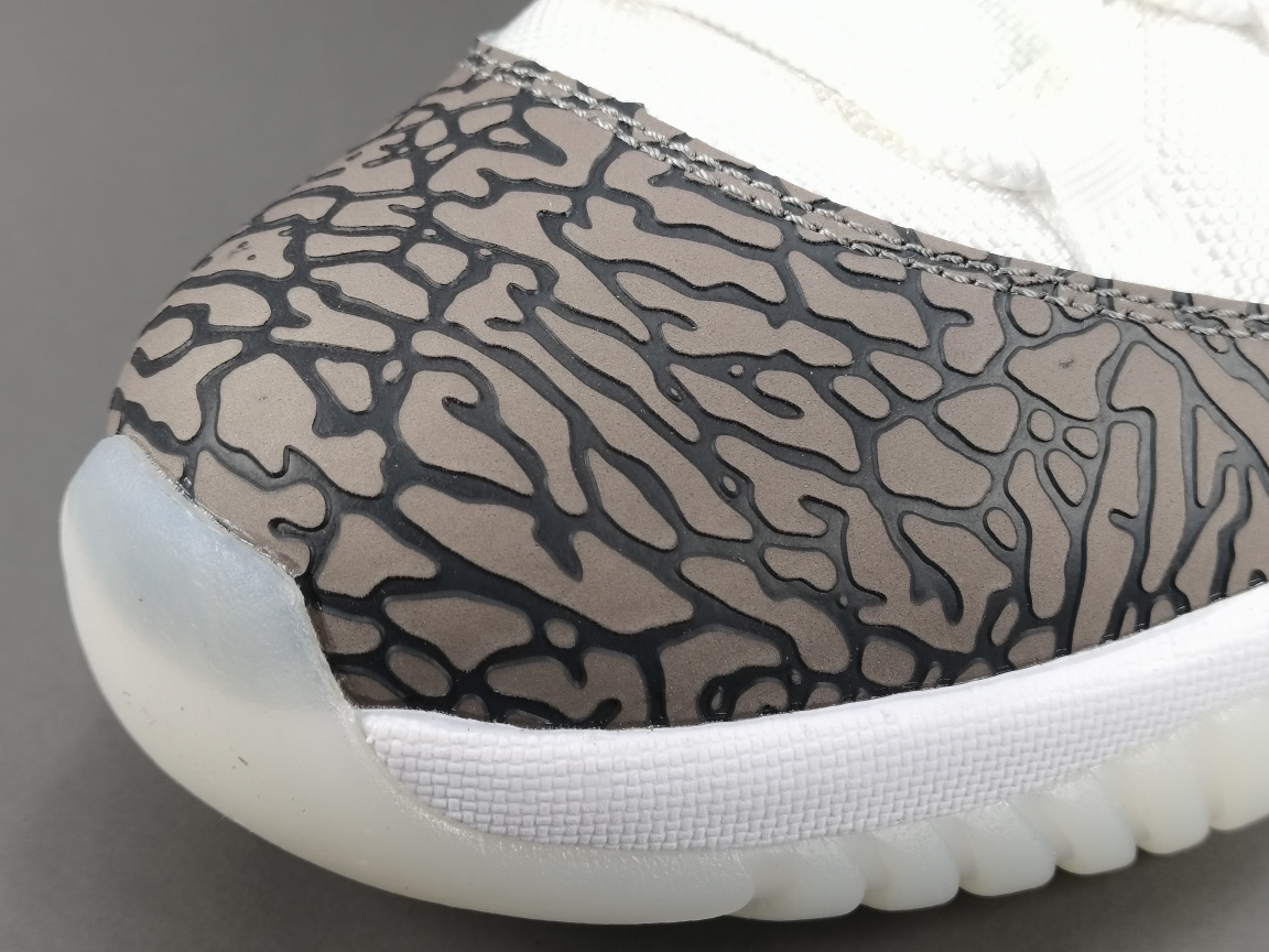 Nike Air Jordan 11 Retro LowElephant AV2187-140