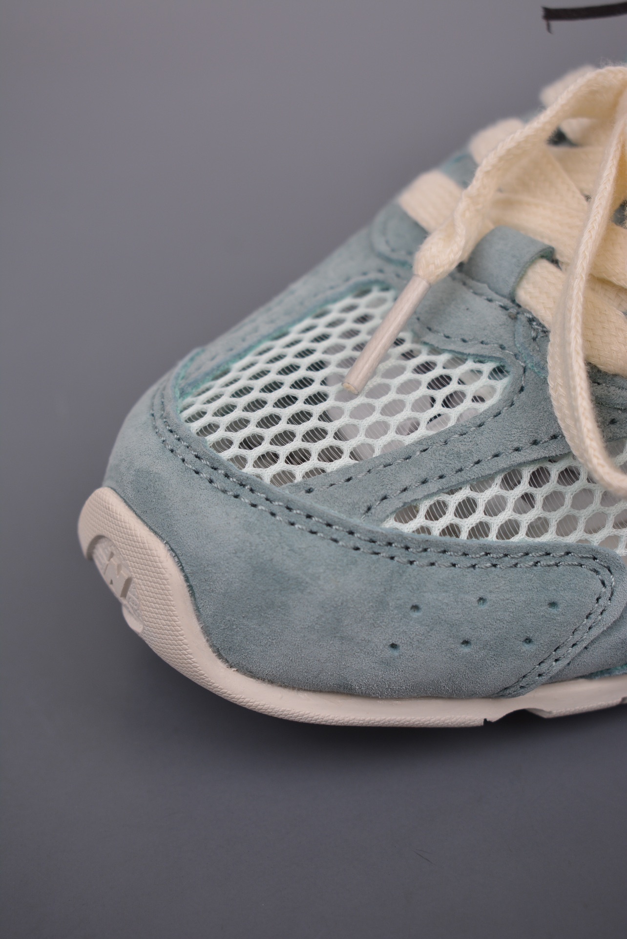 Miu Miu x New Balance 530 SL 