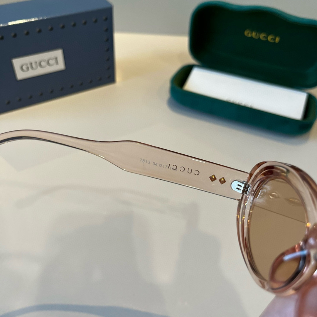 Gucci Round Frame Sunglasses