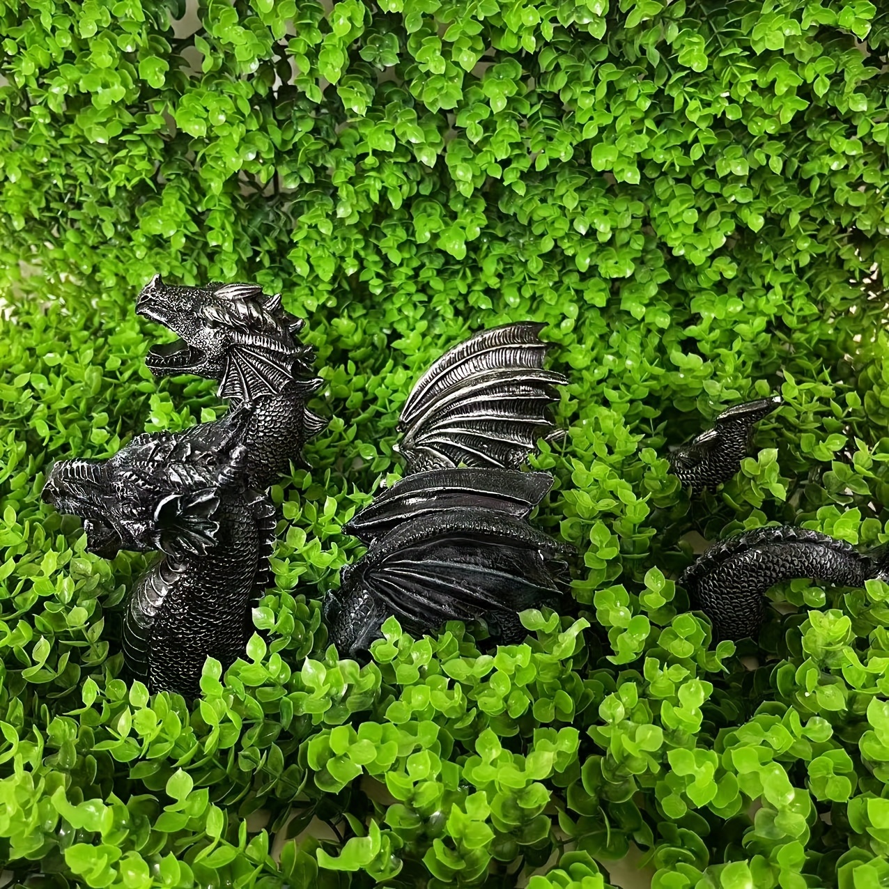 1pc Squatting Sitting Dragon Sculpture, Resin Dragon Statue, Figurine For Outdoor Garden Lawn Backyard Pool Decor
