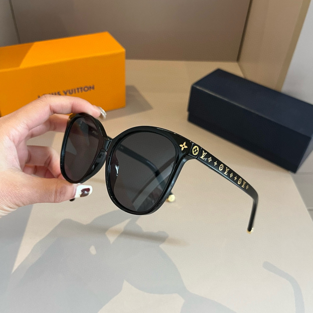 Louis Vuitton Square Frame Sunglasses