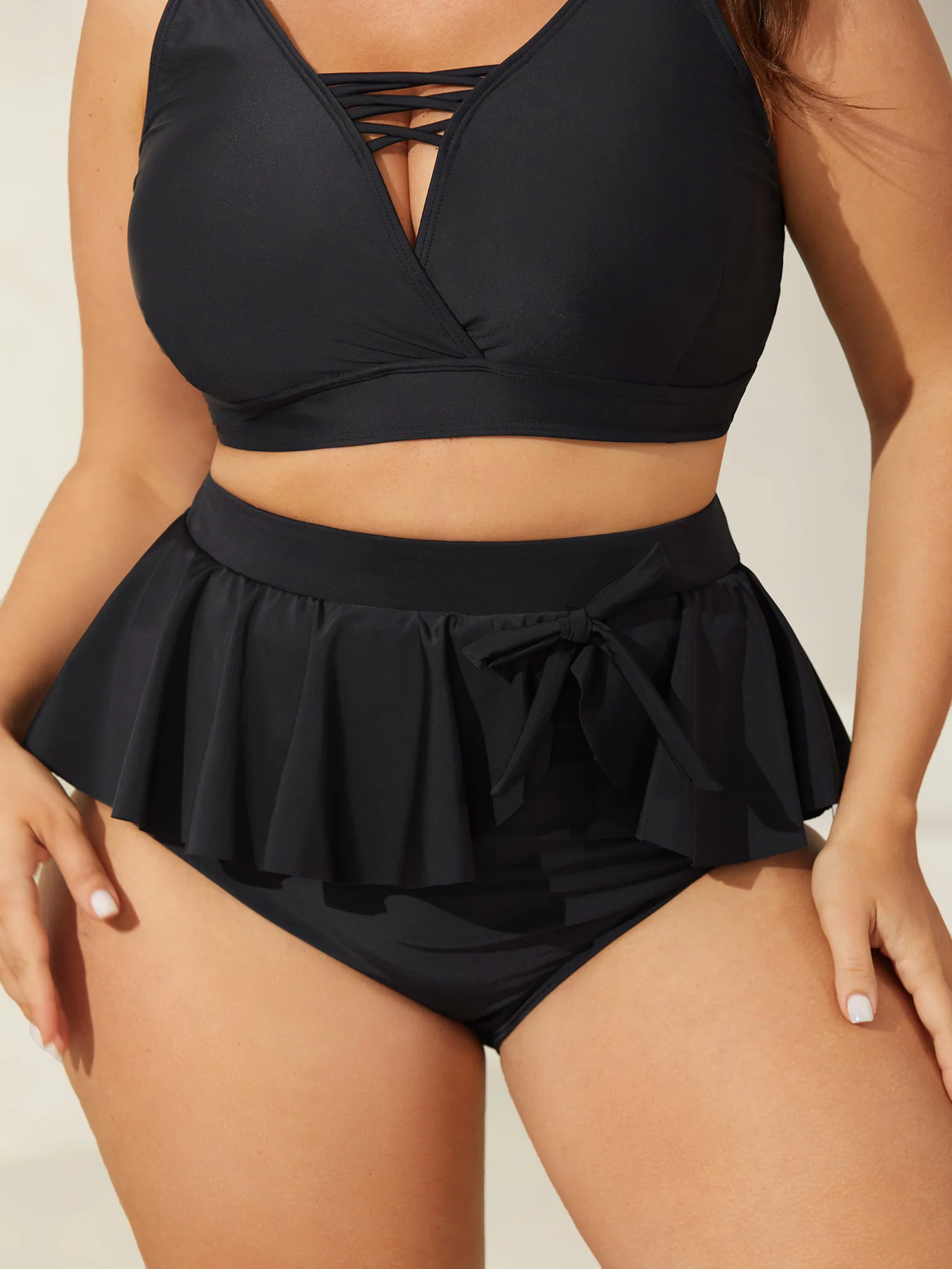 Ruffled Hem Knotted Swim Bottoms