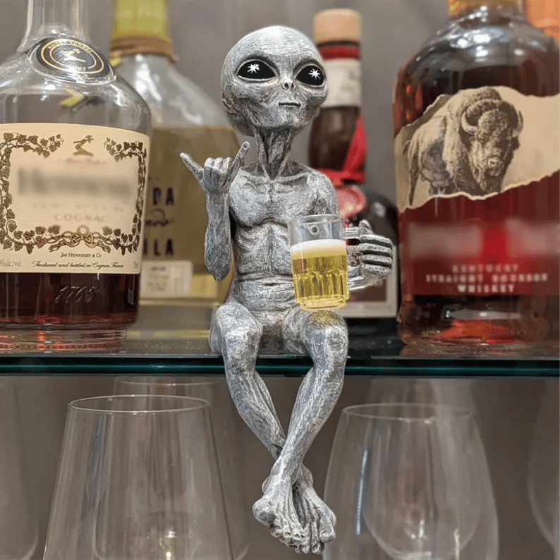 Funny Alien Artwork