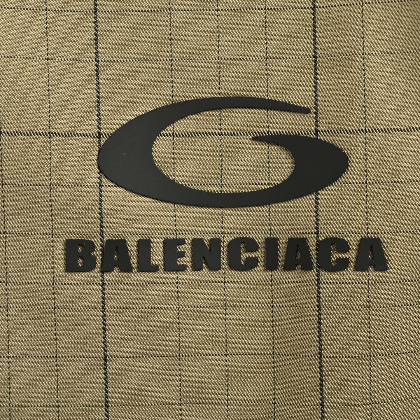 Balenciaga 25ss ring-stamped plaid shorts