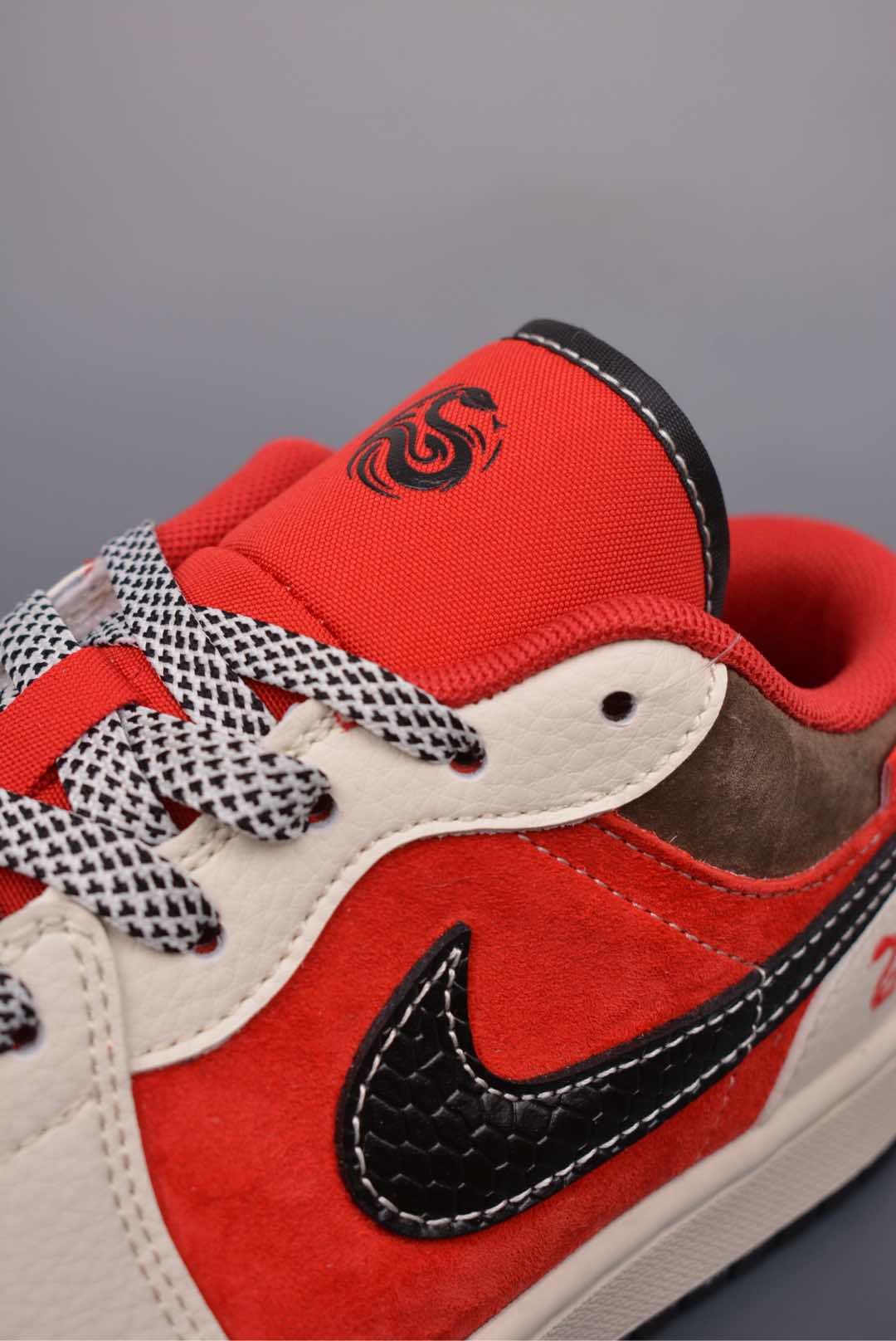 Supreme x Nike Air Jordan 1 Low OG Year of the Snake Beige Red FC1688-203