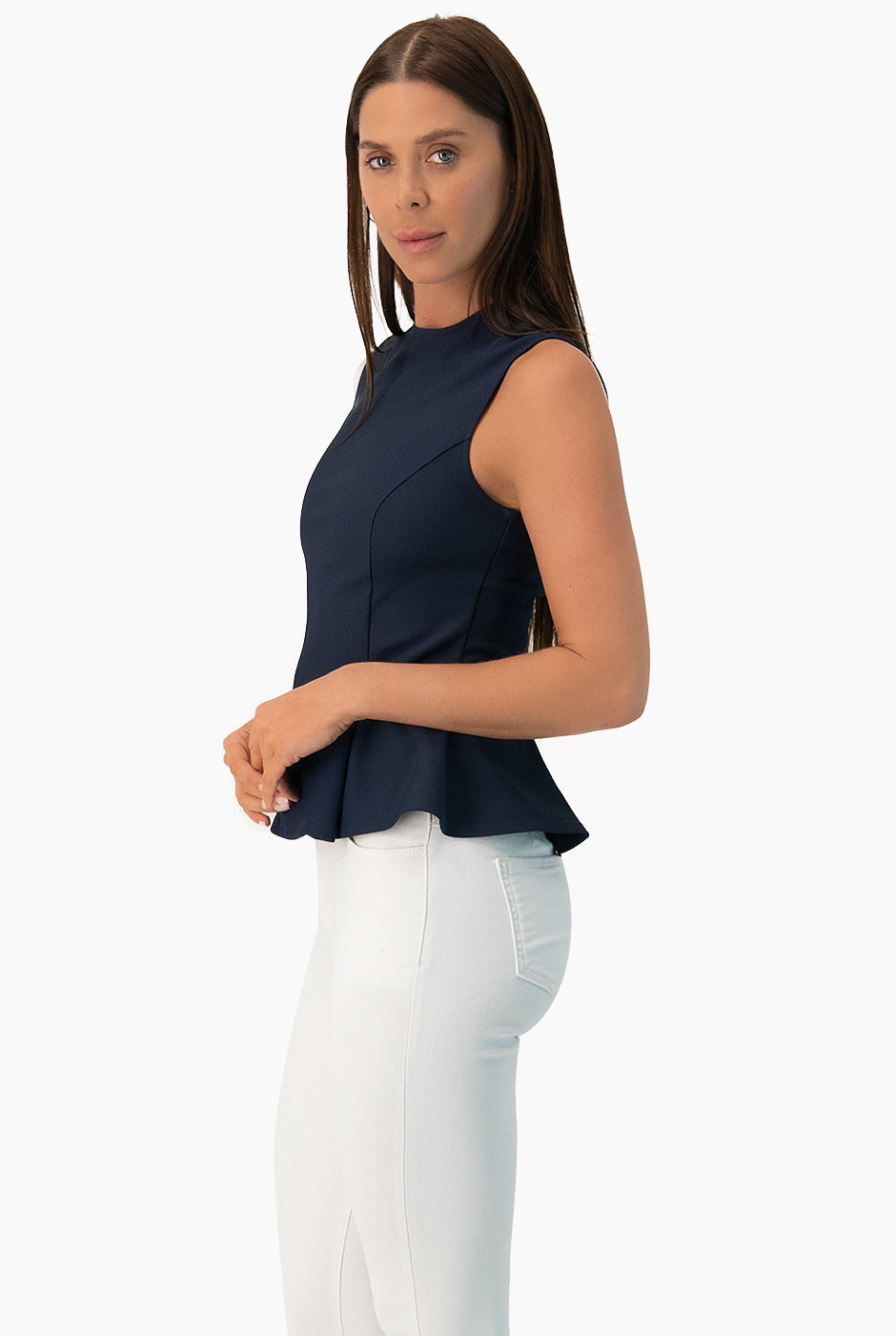 Blusa tipo peplum sin mangas