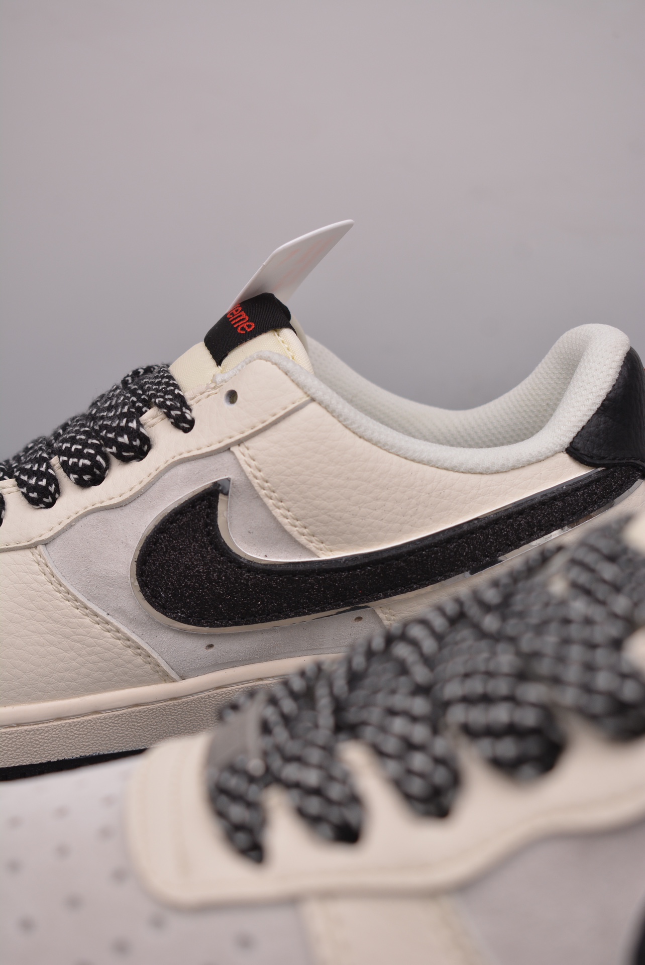 Supreme x Nike Air Force 1 Low Black, White and Red