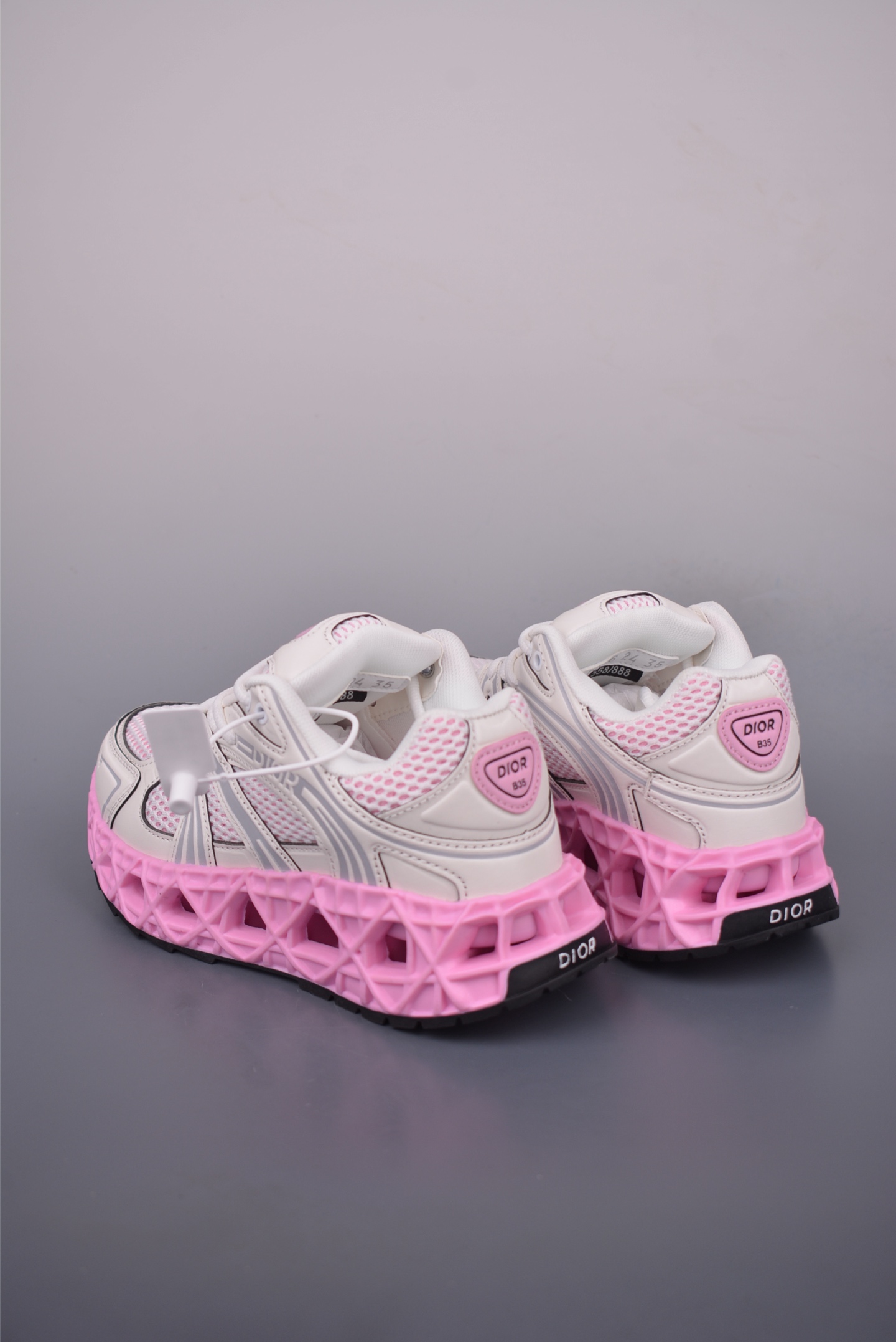 Dior x Kaws B35 NXT sneakers 3SN323ZCY2118