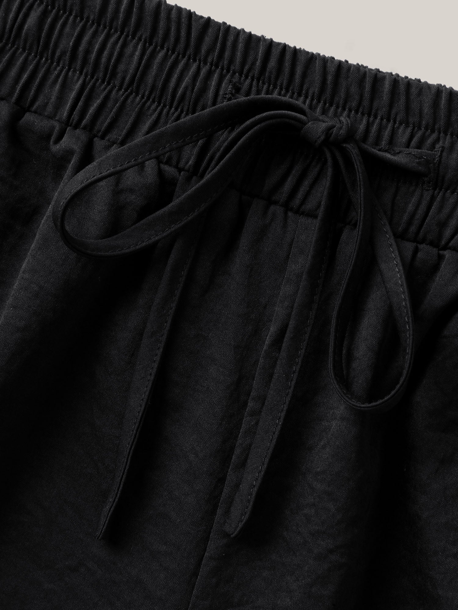 Color Contrast Detail Wide-Leg Pants