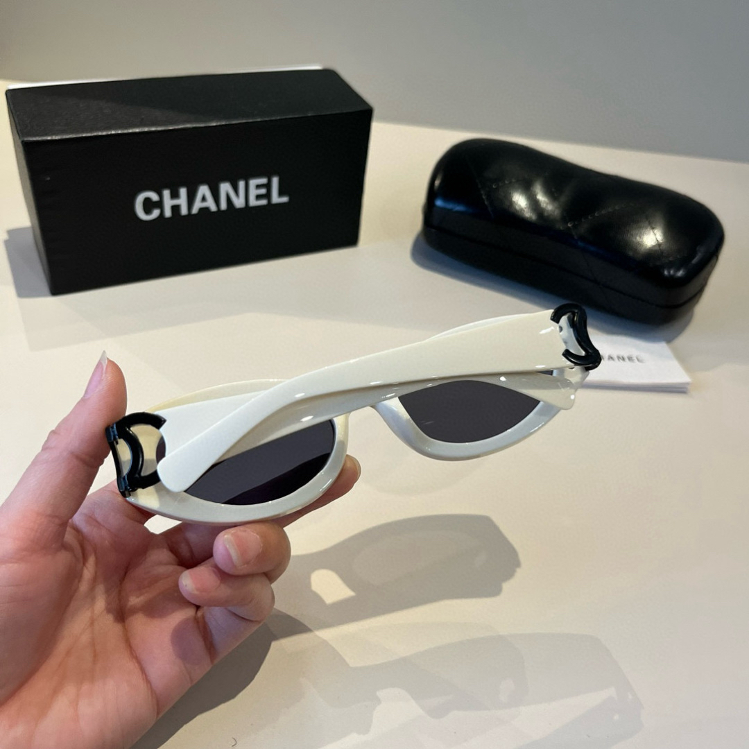 Chanel round frame sunglasses