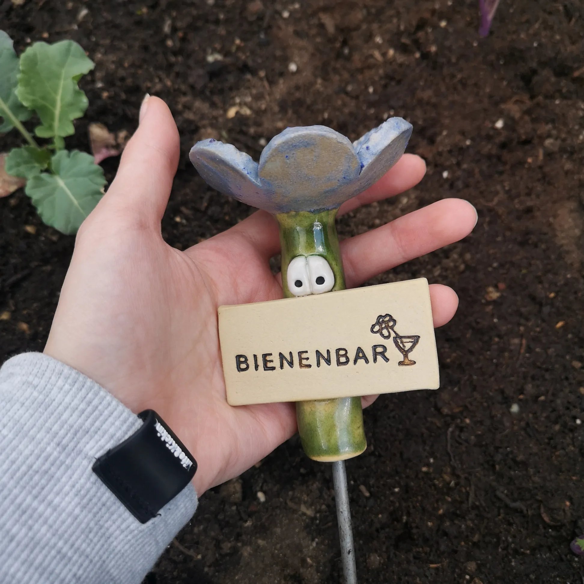 🐝Handmade Insect Drinkers – Fascinating Drinkers for Wild Bees and Insects💐