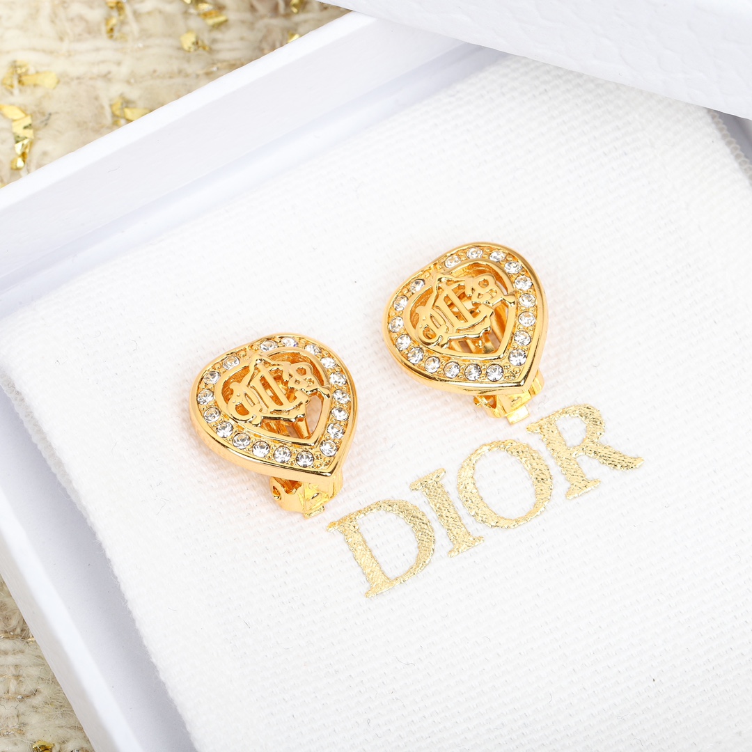 Dior vintage heart clip earrings