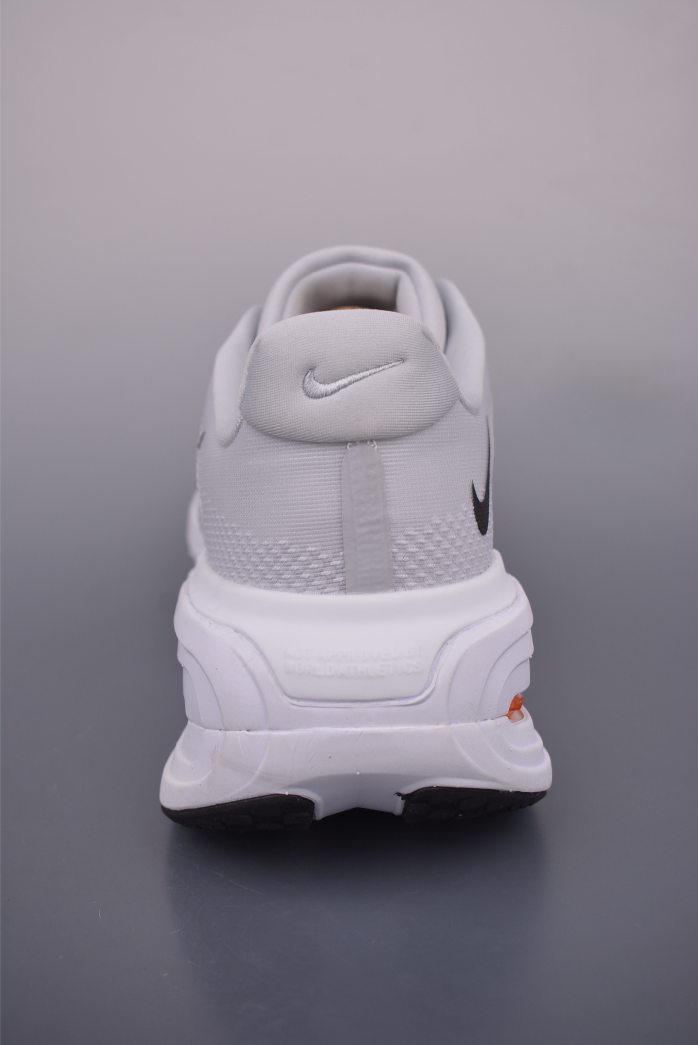 Nike Vomero premium running shoes HM5973-603