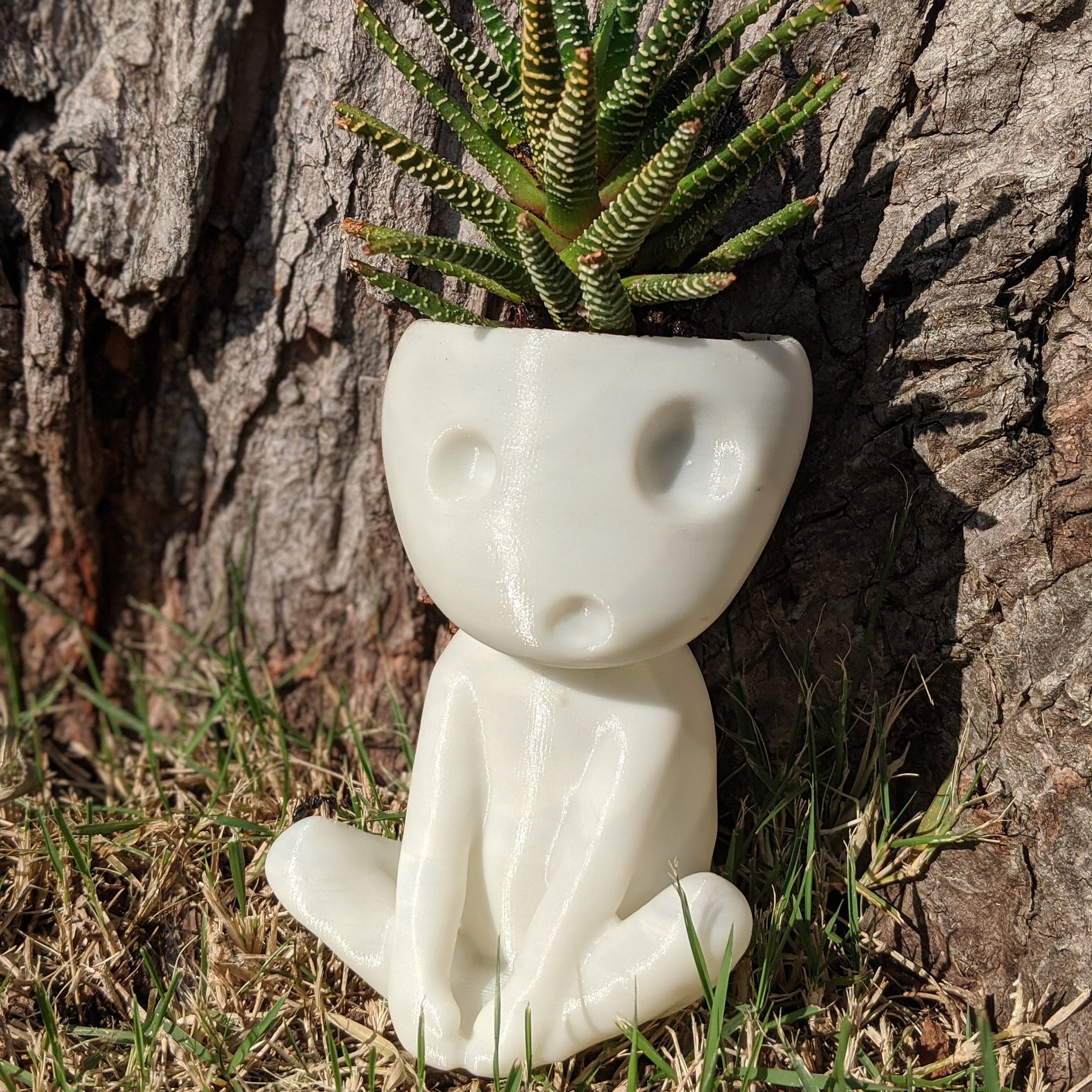 Glow in the Dark Kodama Planter