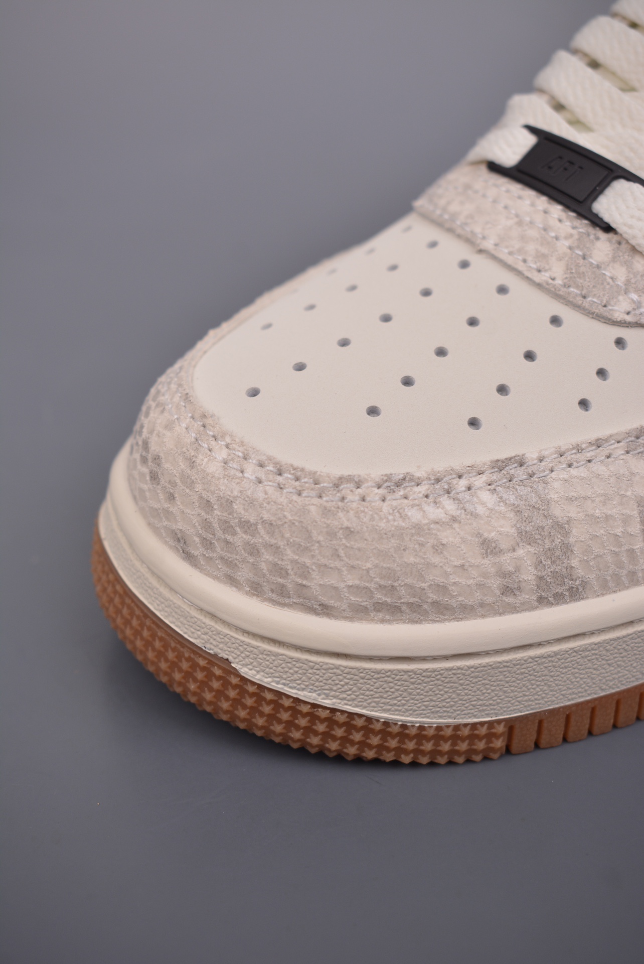 Nike Air Force 1 '07 LV8Snakeskin Canyon Rust HF2898-100