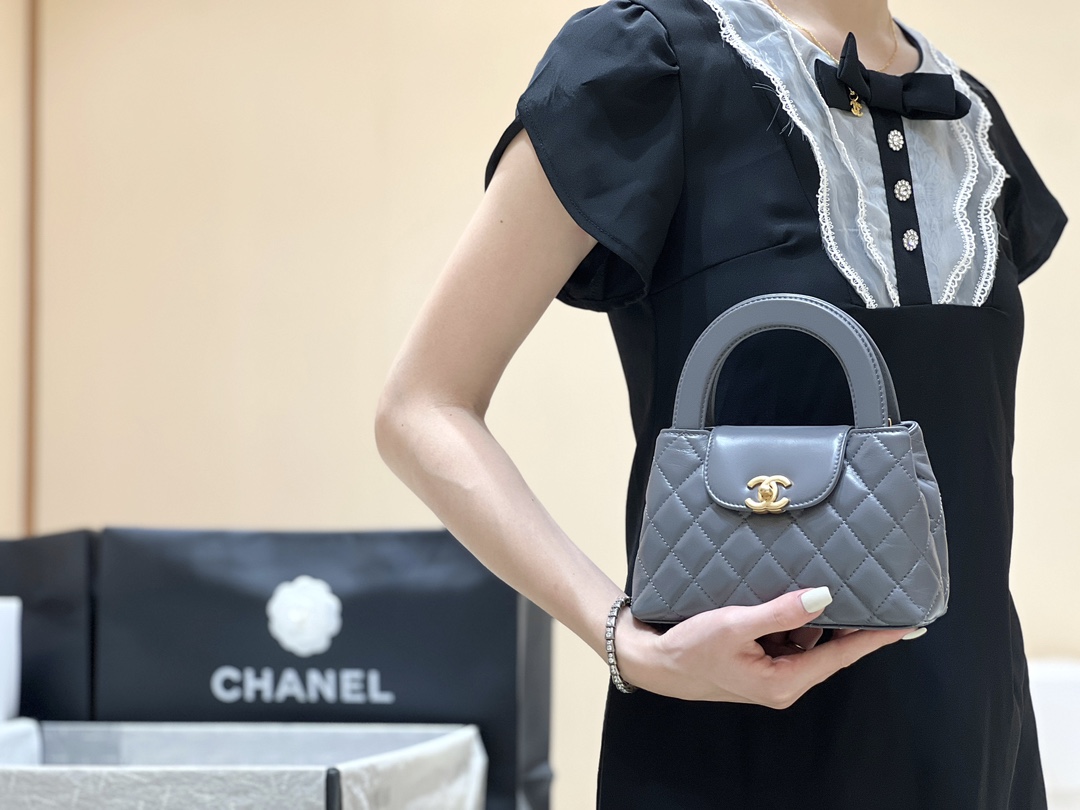Chanel 24P Kelly Handbag AS4416