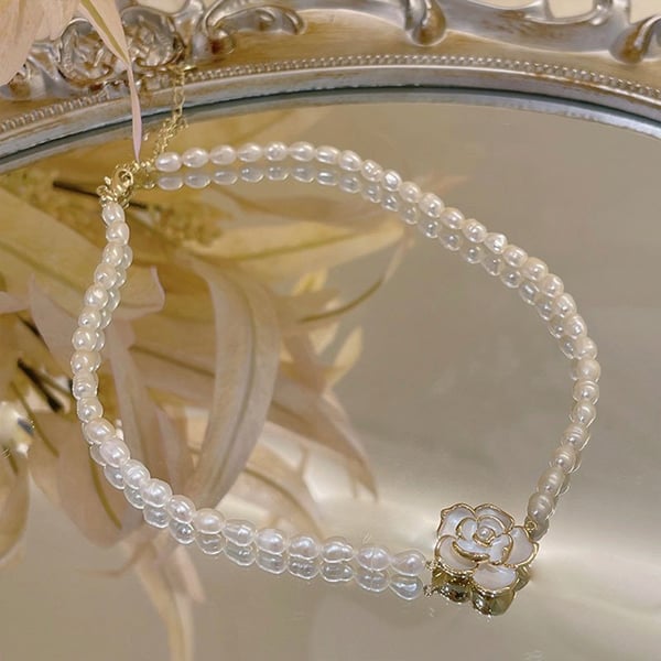 Camellia Flower Pearl Necklace Vintage