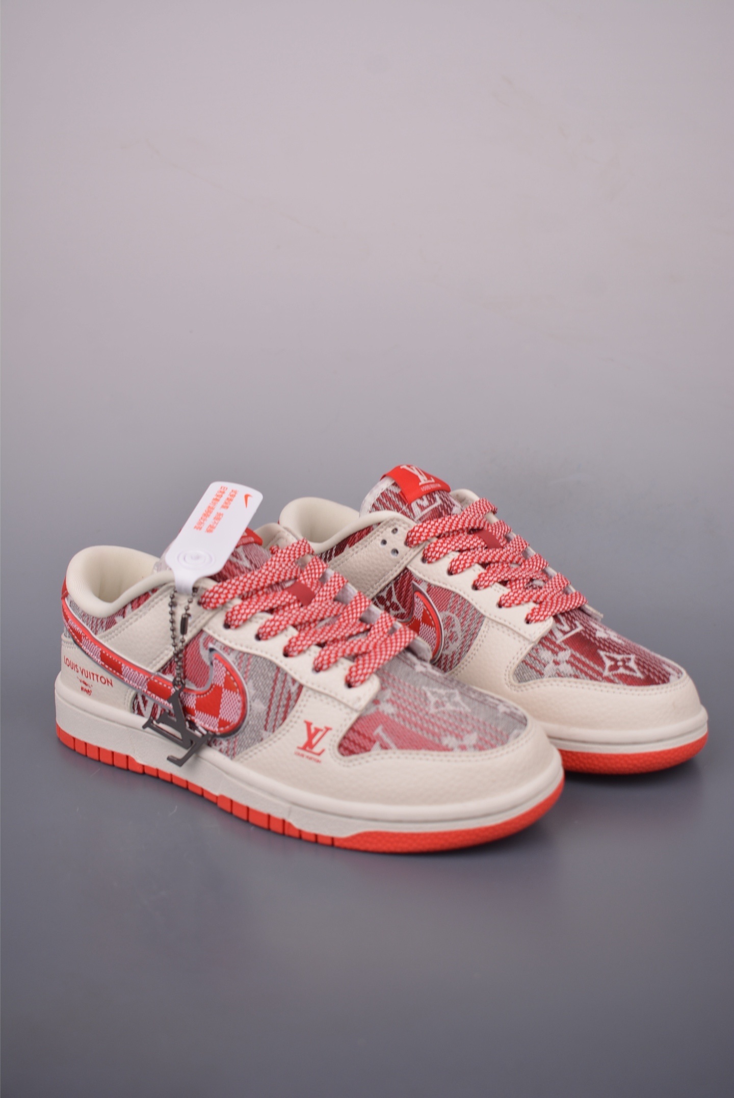 LV x Nike SB Dunk Low 