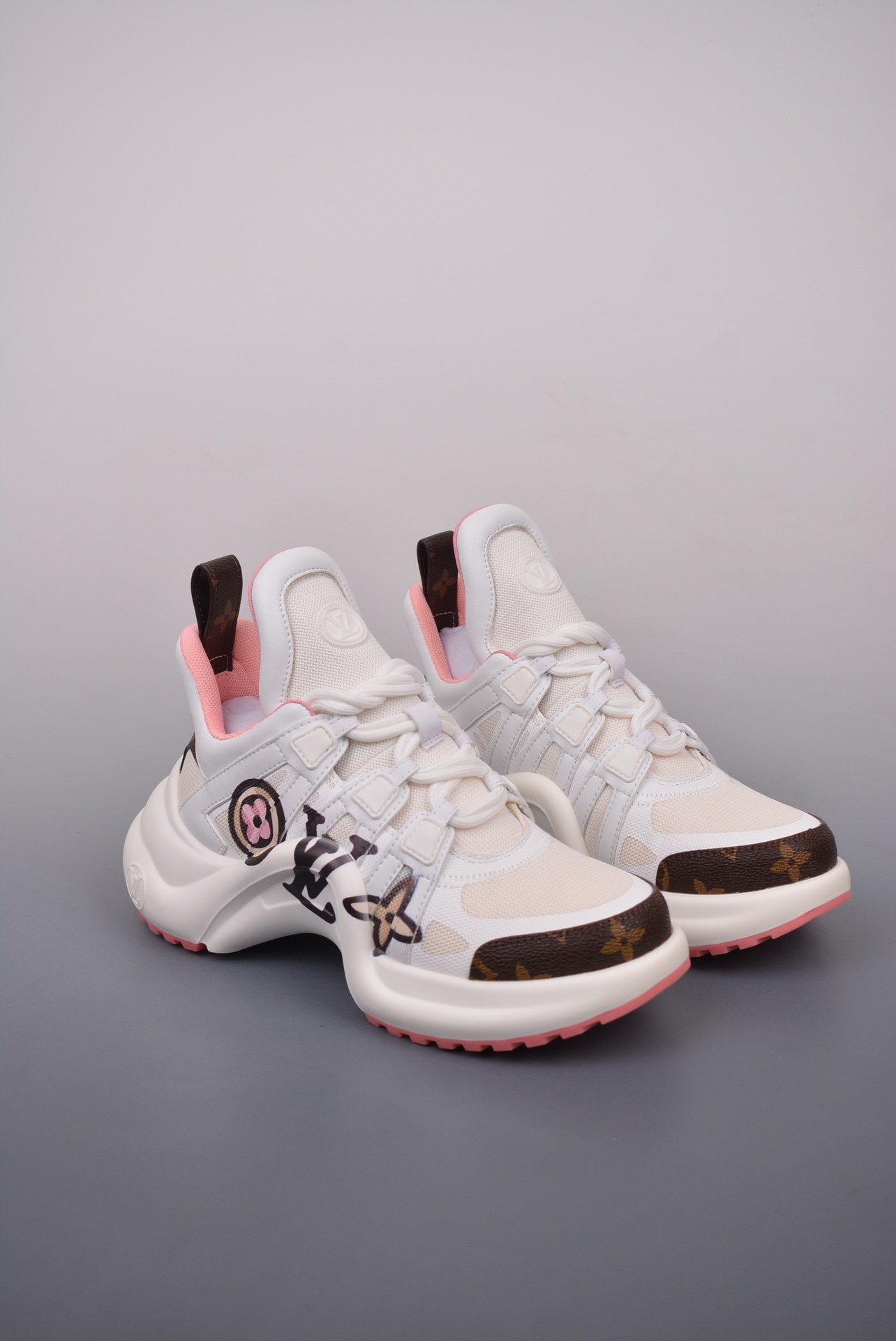 Louis Vuitton Archlight Sneakers White Powder Graffiti