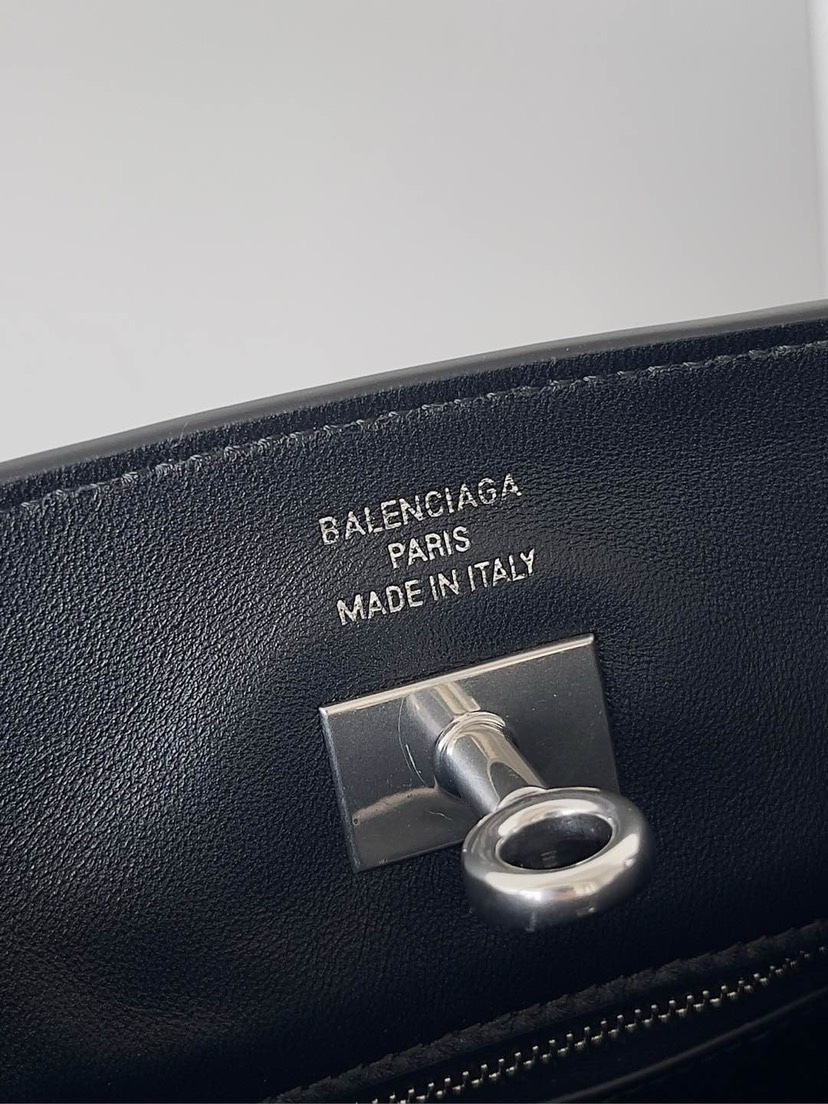 Balenciaga 2024 Winter Series Bel Air Hobo