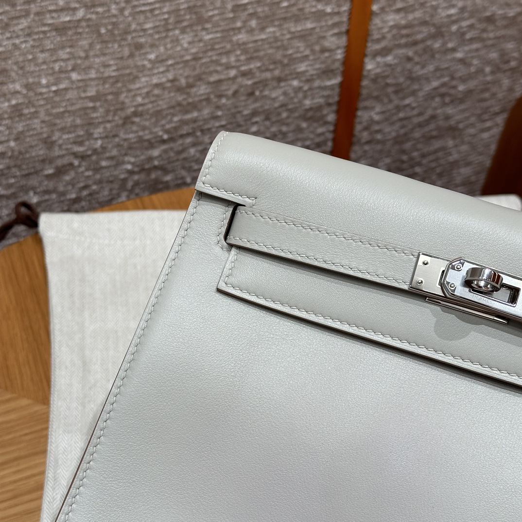 Hermes kelly danse M4Gris pale handbag (handmade to order)