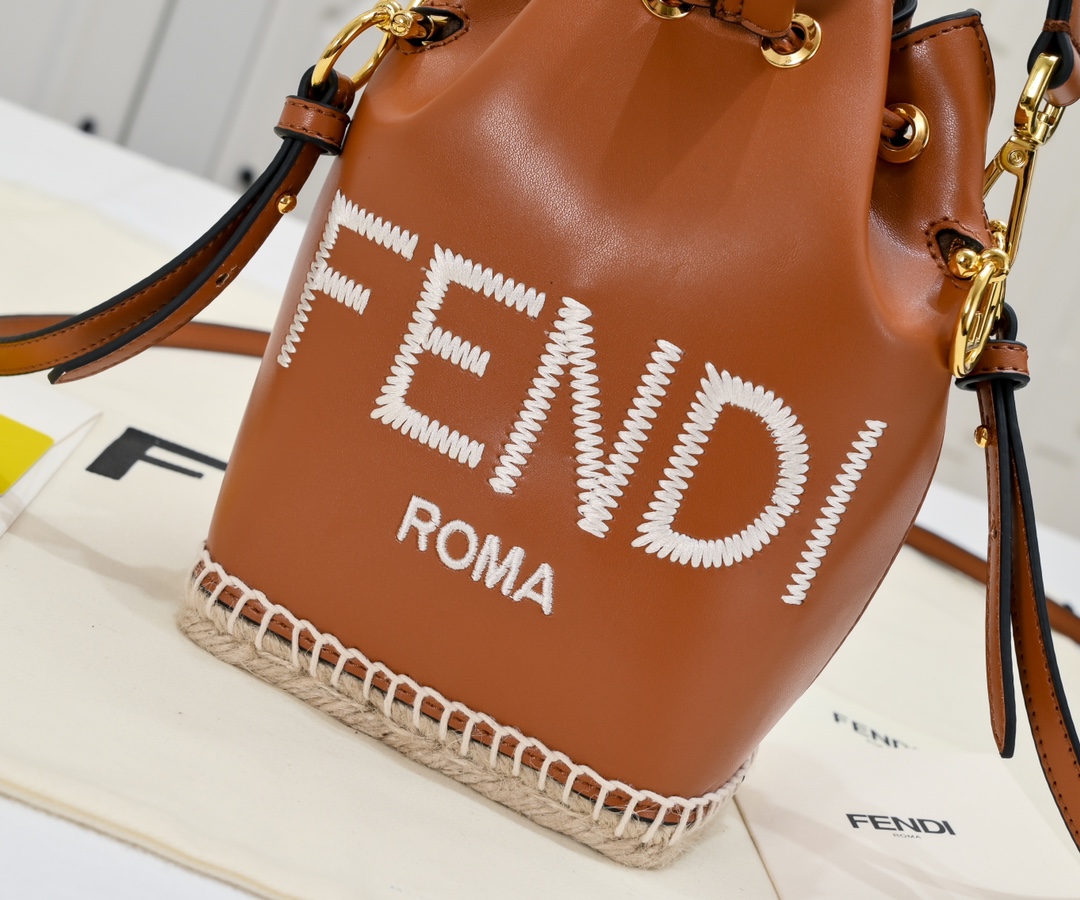 FENDI Roma series Mon Tresor small bucket bag 4405