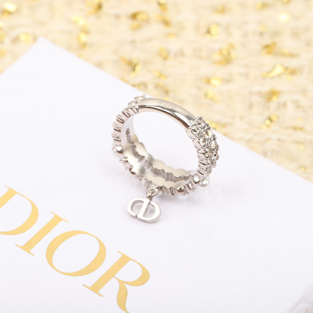 Dior pearl and diamond ring